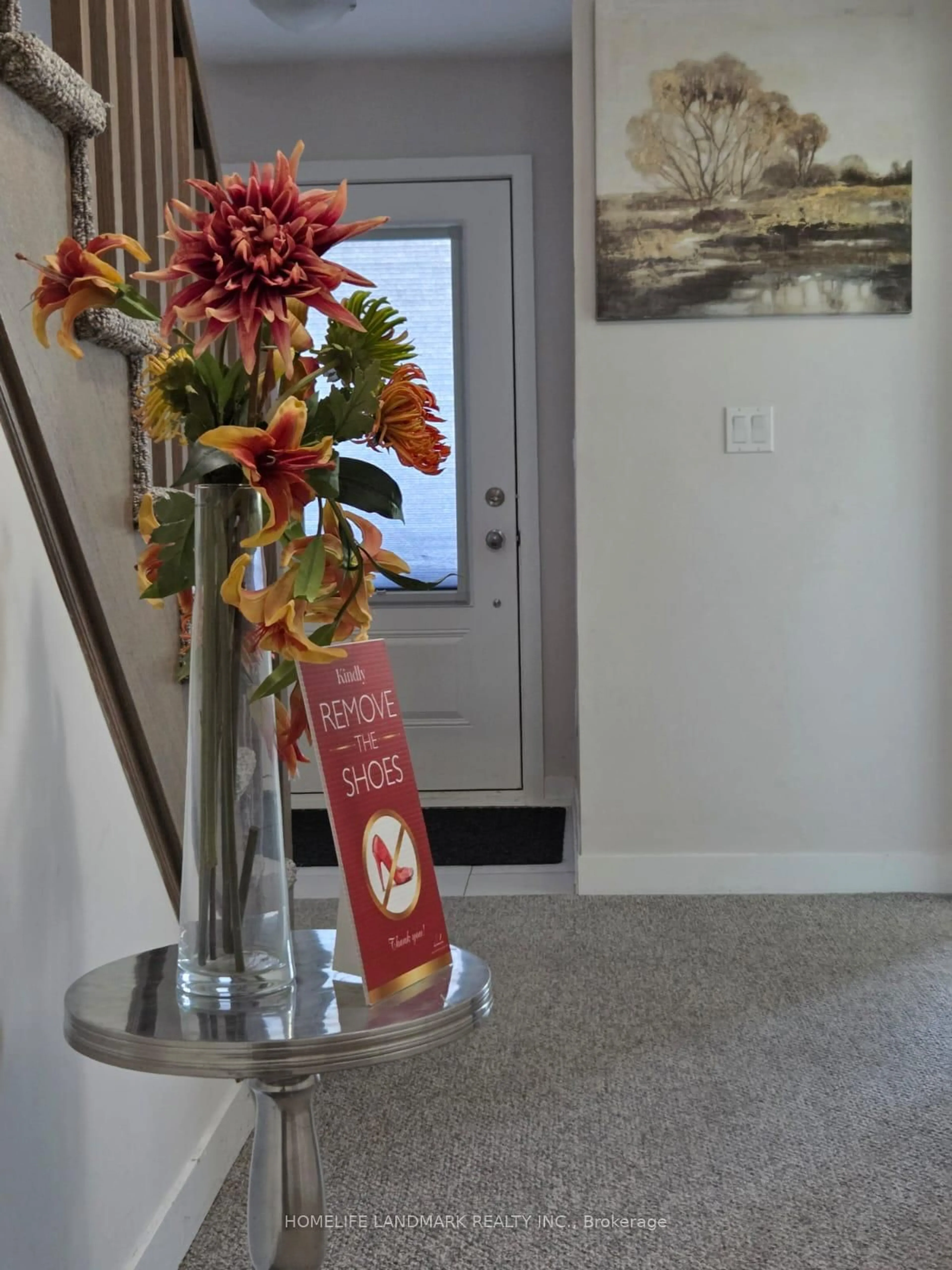 Indoor entryway for 1956 Altona Rd #5, Pickering Ontario L1V 1M7