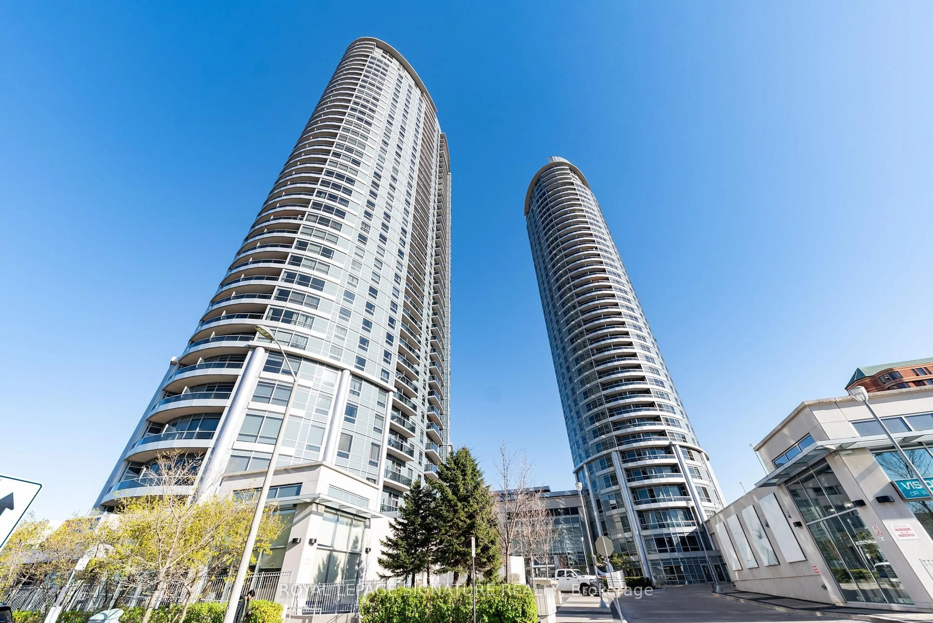 Unknown for 135 Village Green Sq #1423, Toronto Ontario M1S 0G4
