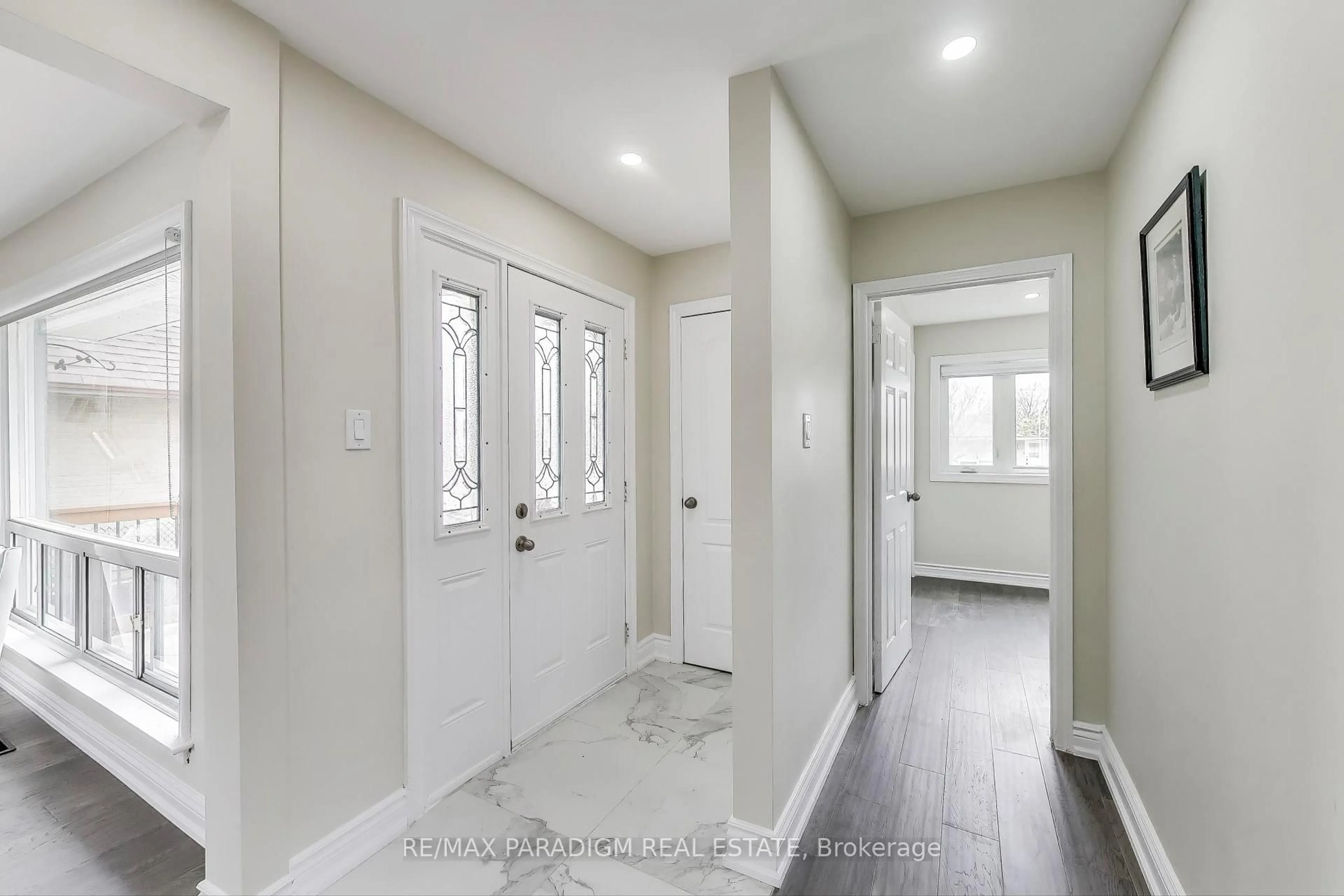 Indoor entryway for 36 Rideout St, Ajax Ontario L1S 1P8