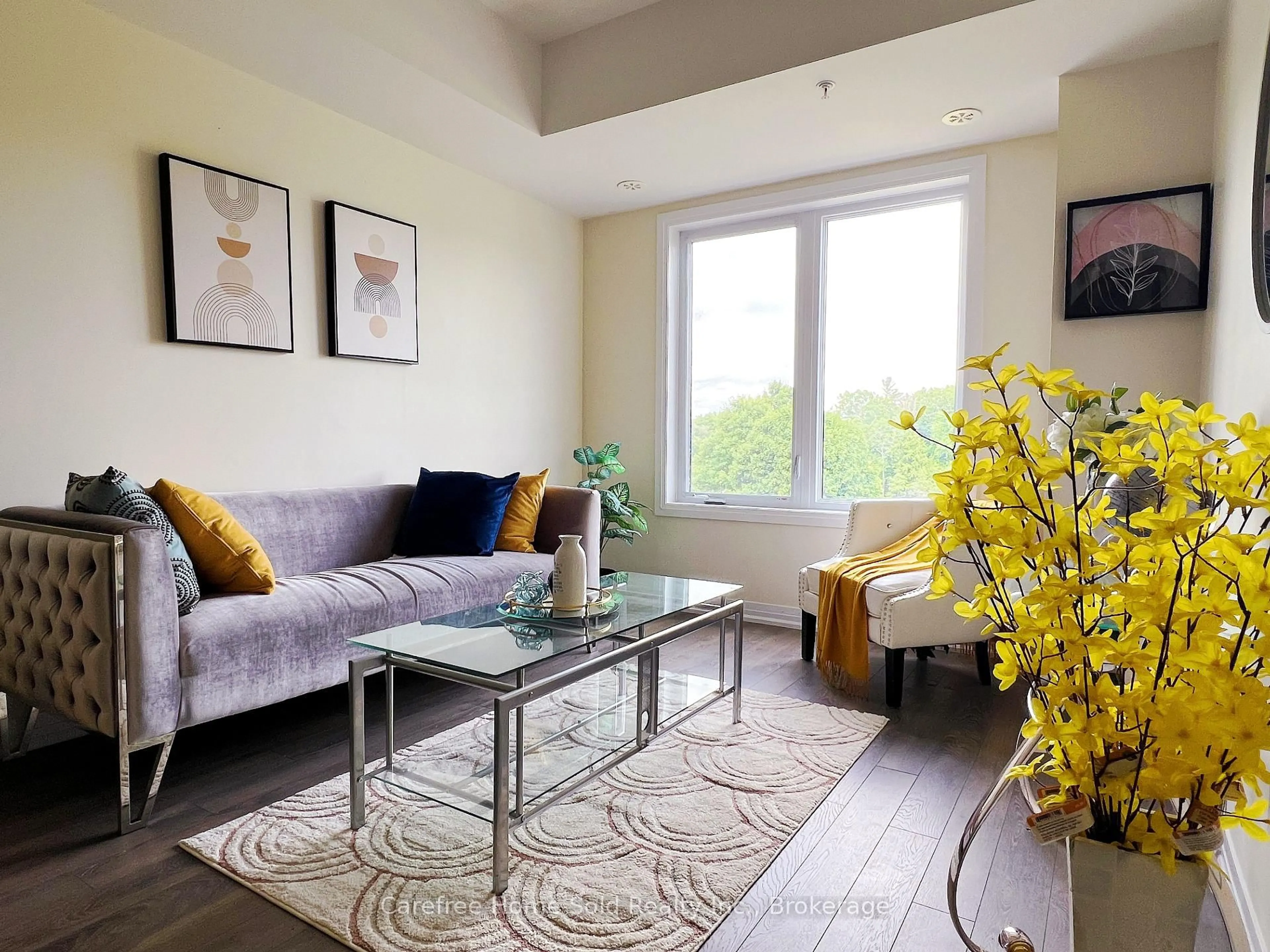 Living room with furniture, unknown for 2635 William Jackson Dr #814, Pickering Ontario L1X 0L4