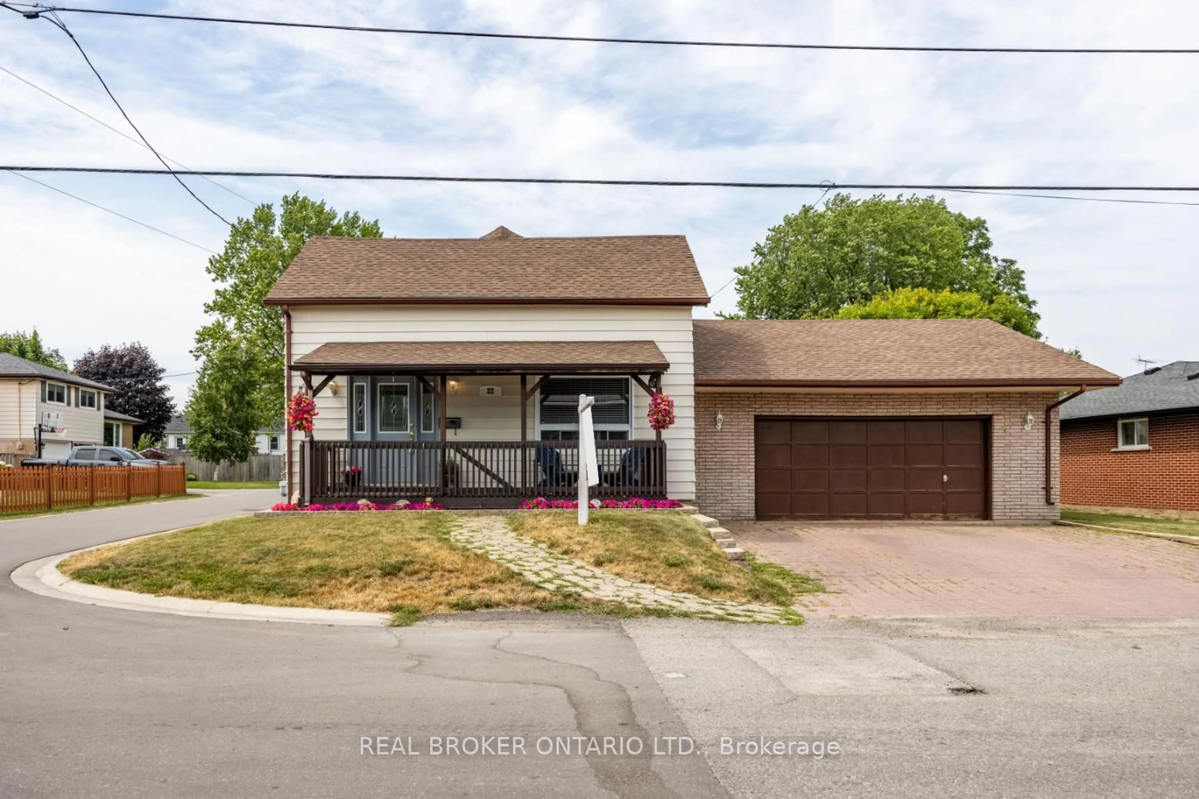 Home with brick exterior material, street for 22 Second St, Clarington Ontario L1C 2B2