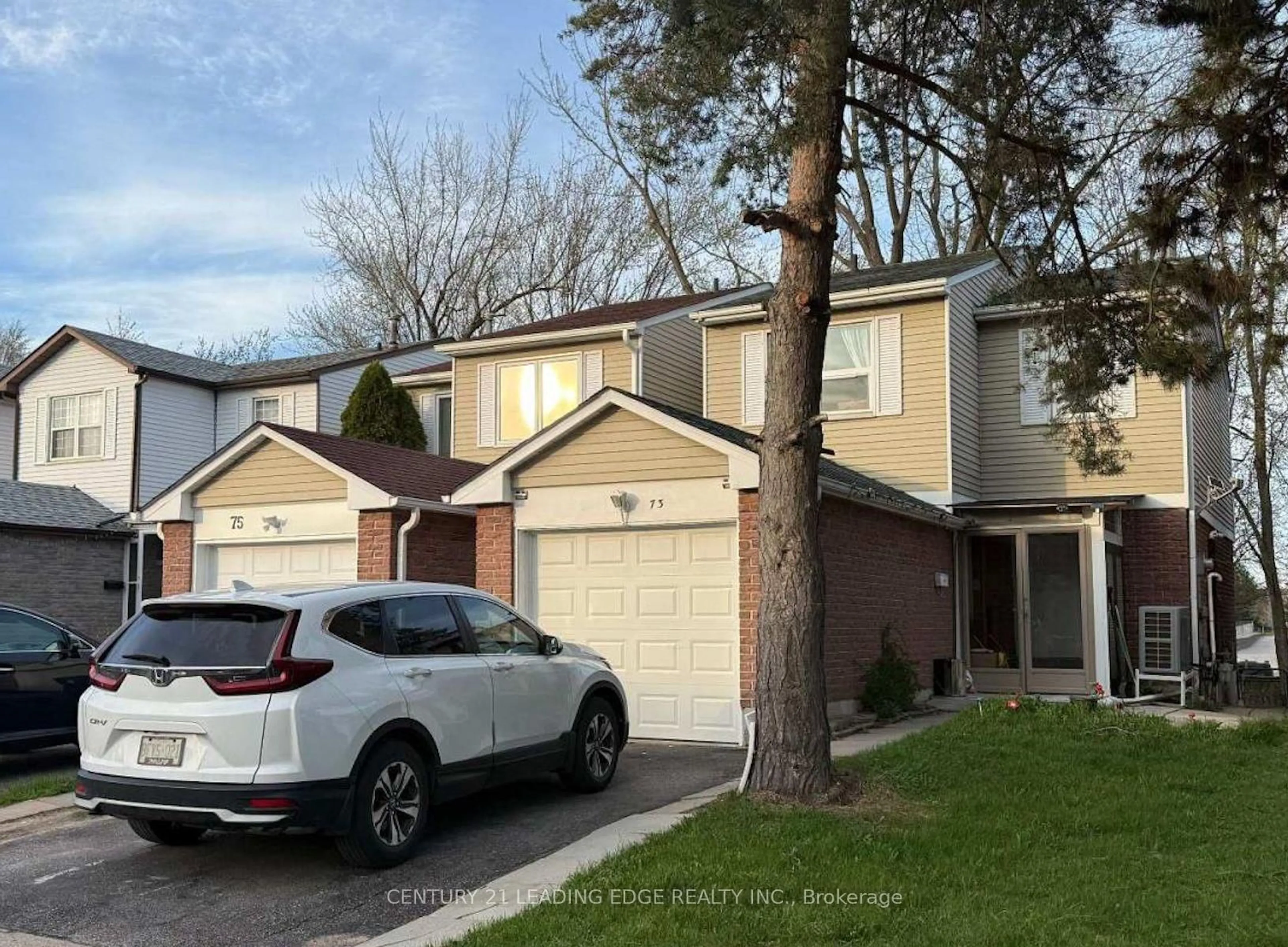 Unknown for 73 Treetops Crt, Toronto Ontario M1V 2B9