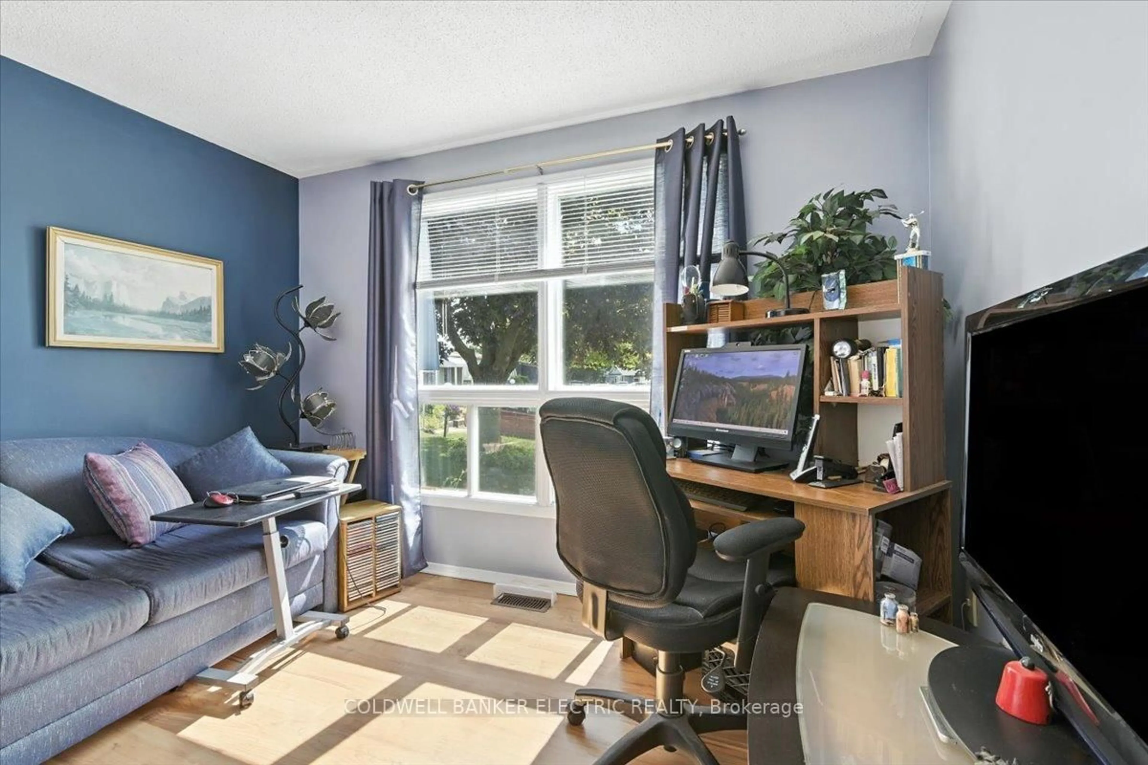 A pic of a room for 18 Loyalist Crt, Clarington Ontario L1B 1A8