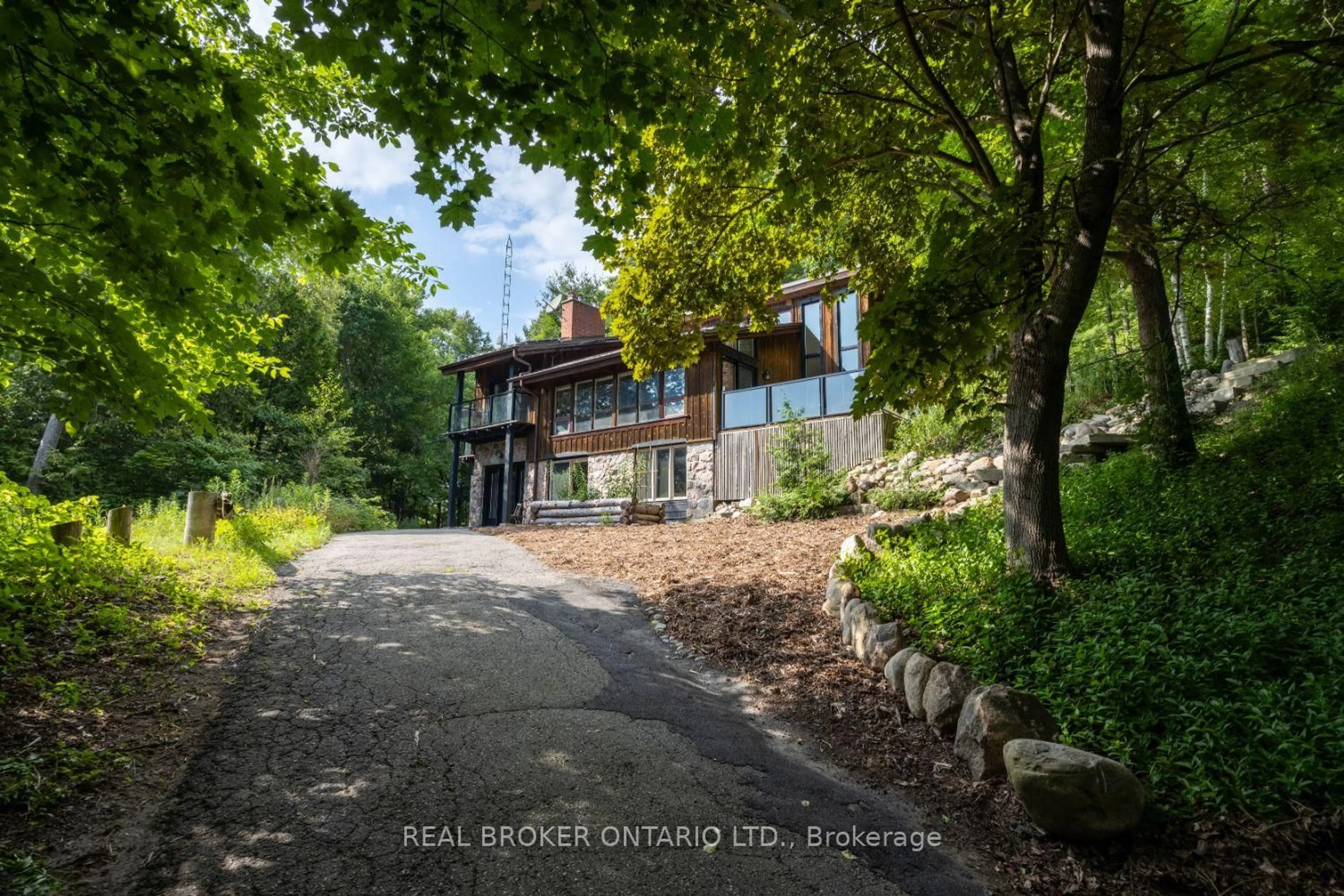 A pic from outside/outdoor area/front of a property/back of a property/a pic from drone, unknown for 4204 Concession Road 8, Clarington Ontario L0B 1M0