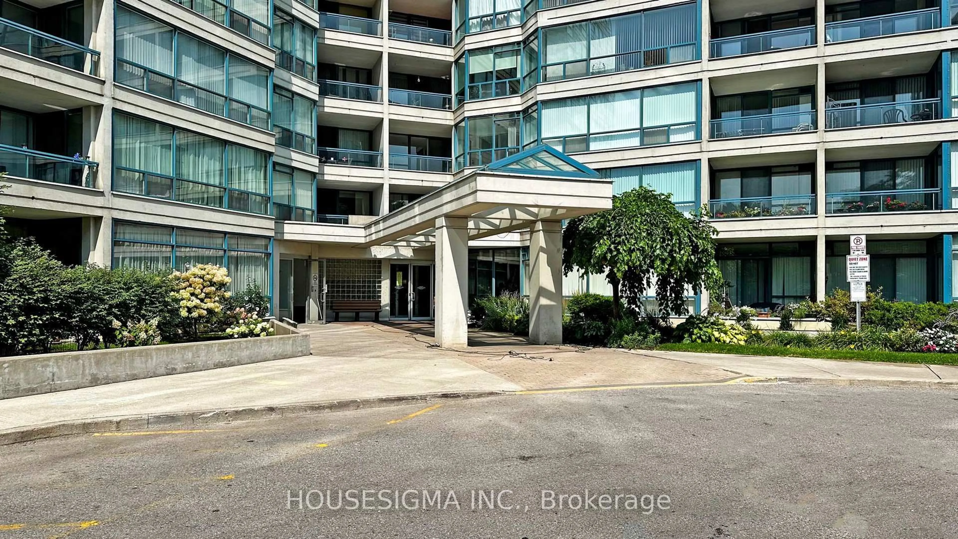 Indoor foyer for 4725 Sheppard Ave #1605, Toronto Ontario M1S 5B2