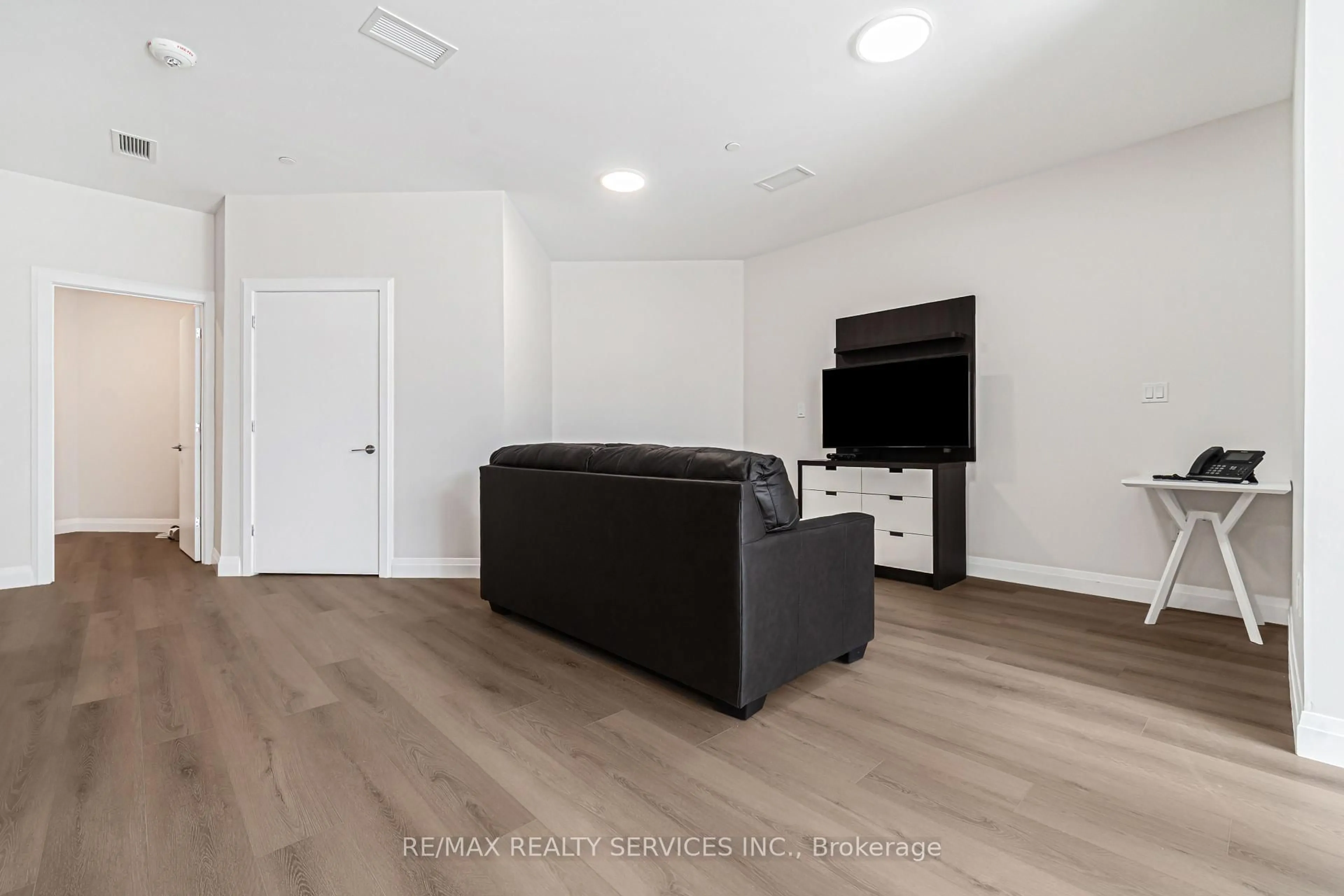 Unknown for 30 DEAN PARK Rd ##2, Toronto Ontario M1B 3H1