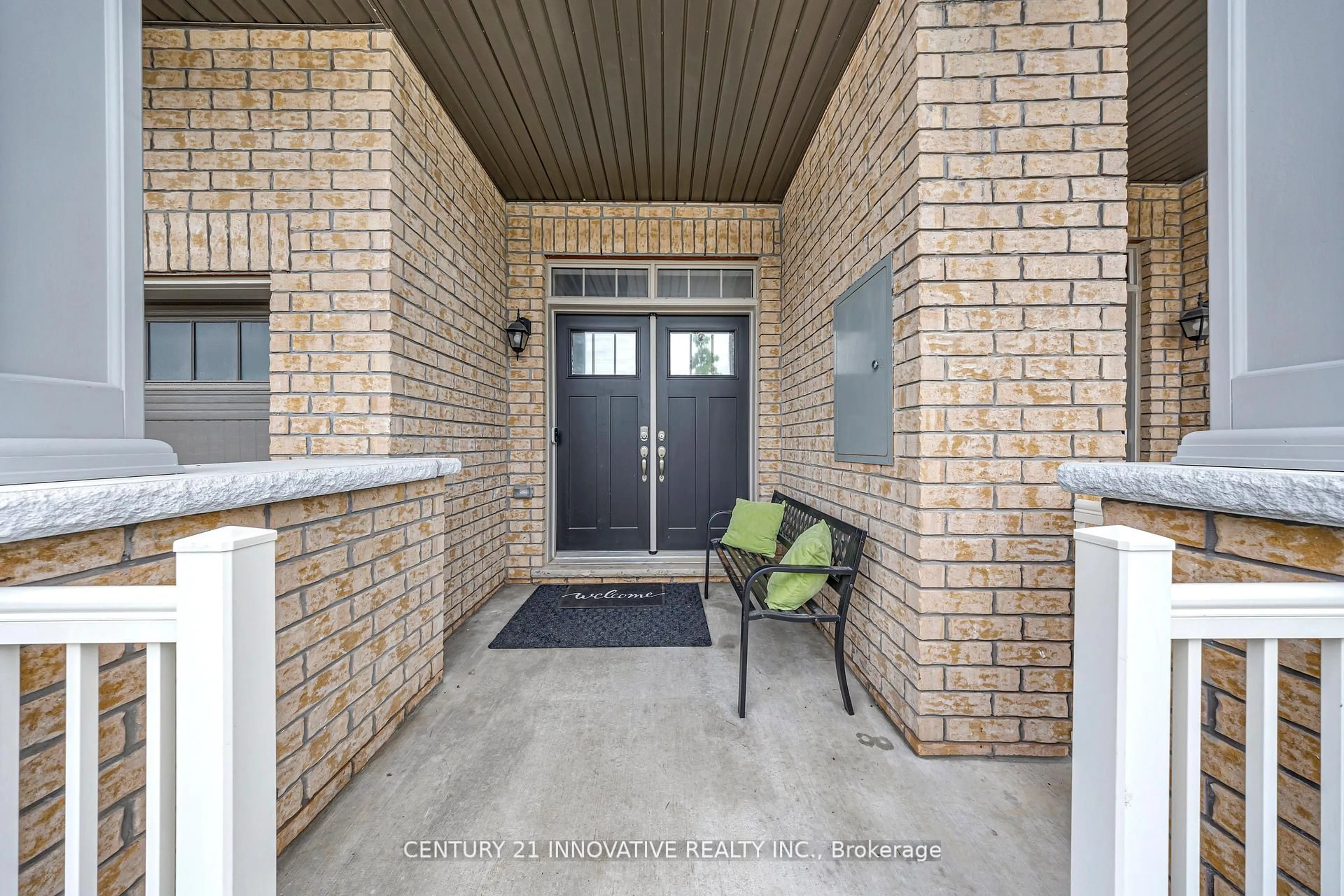 Indoor entryway for 30 Paradise Way, Whitby Ontario L1R 0R7