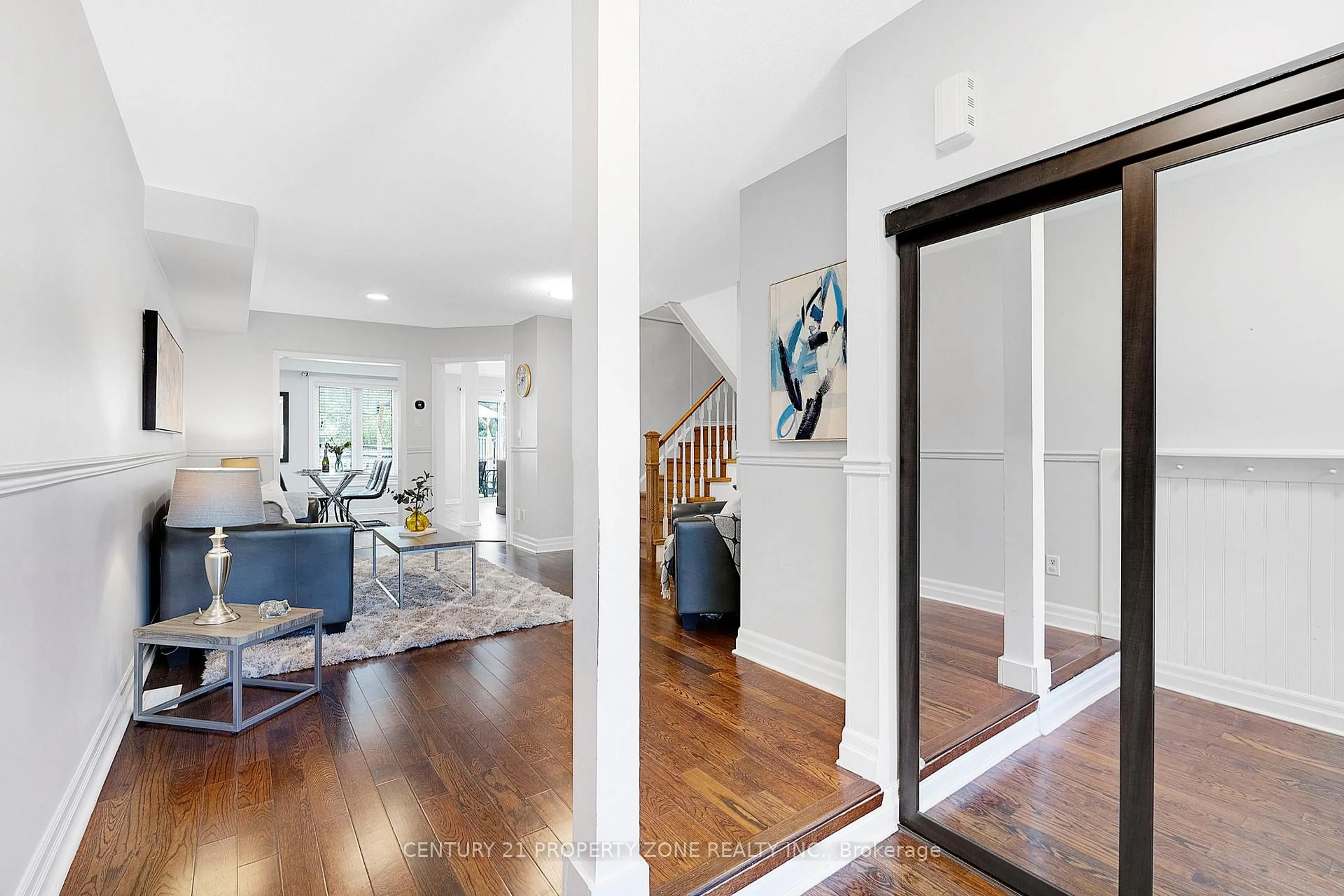 Indoor entryway for 50 Wilkins Cres, Clarington Ontario L1E 3B6