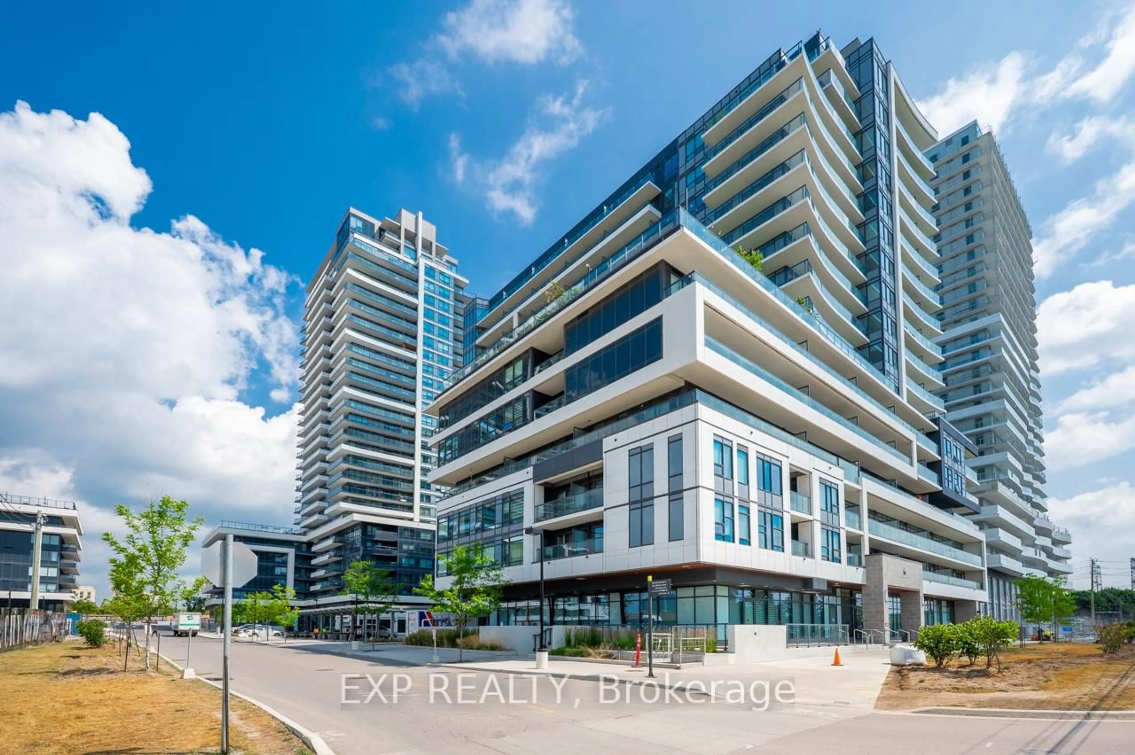 A pic from outside/outdoor area/front of a property/back of a property/a pic from drone, building for 1480 Bayly St #608, Pickering Ontario L1W 0C2