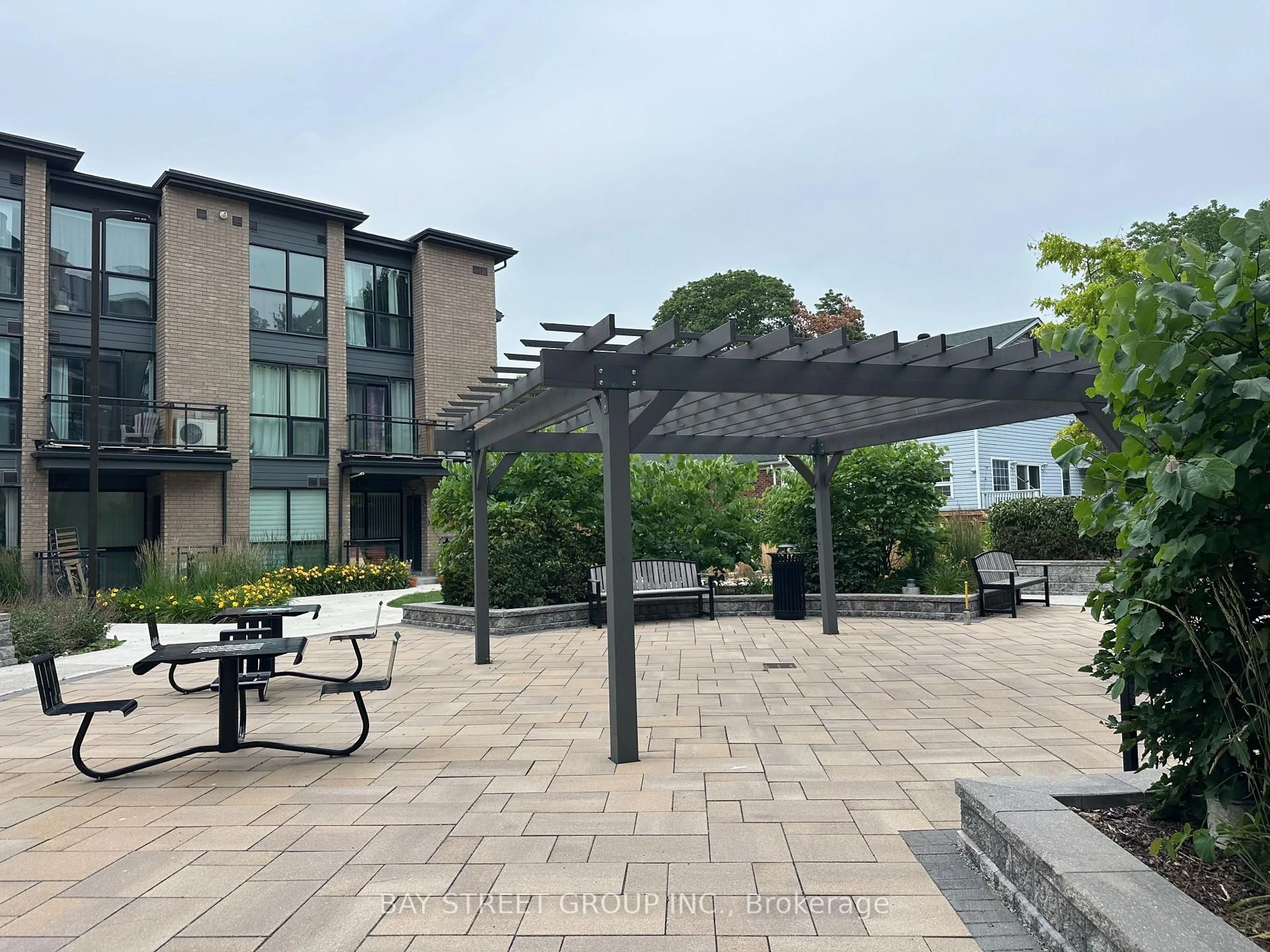 Patio, unknown for 1 Falaise Rd #511, Toronto Ontario M1E 0B9