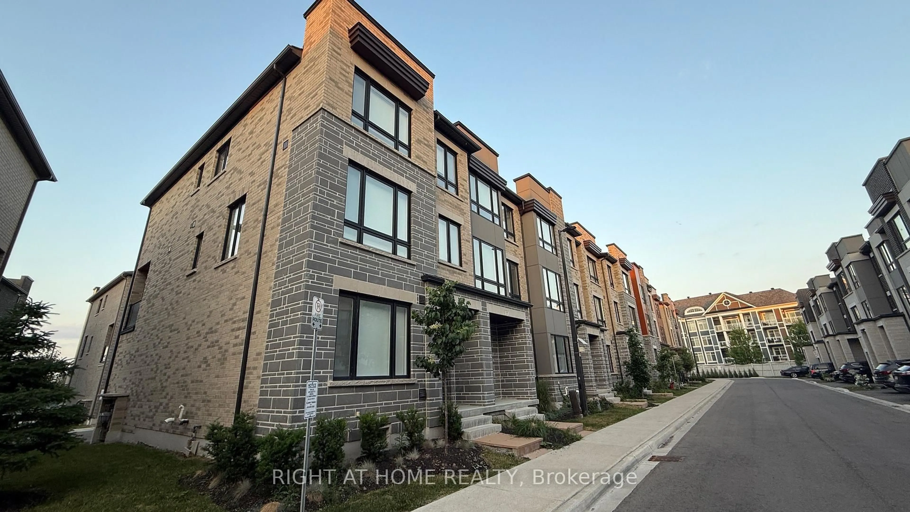 Home with brick exterior material, street for 19 Steamboat Way, Whitby Ontario L1N 0M6