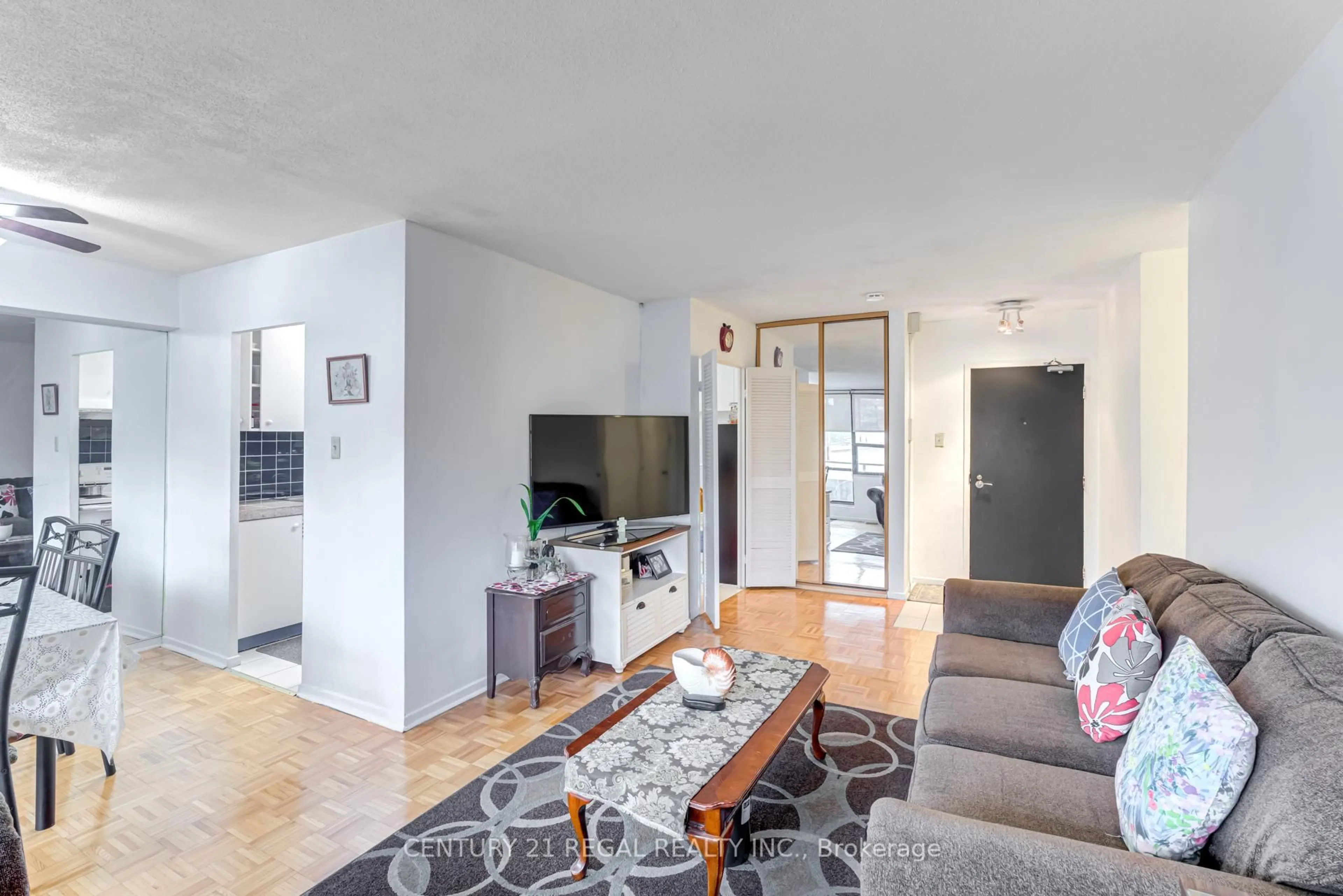 Living room with furniture, unknown for 2721 Victoria Park Ave #101, Toronto Ontario M1T 3N6