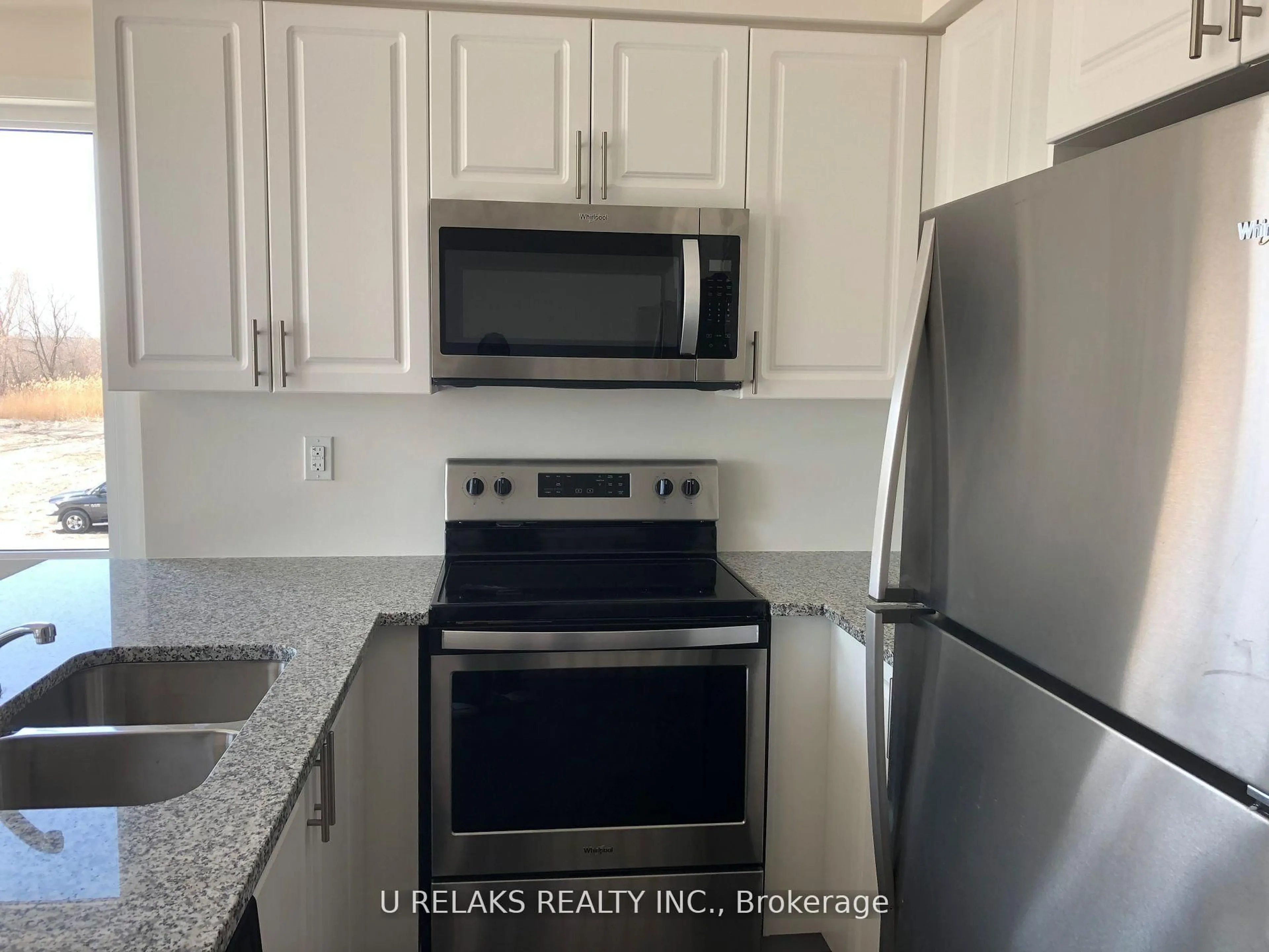 Standard kitchen, unknown for 500 Kingbird Grve, Toronto Ontario M1B 0E4