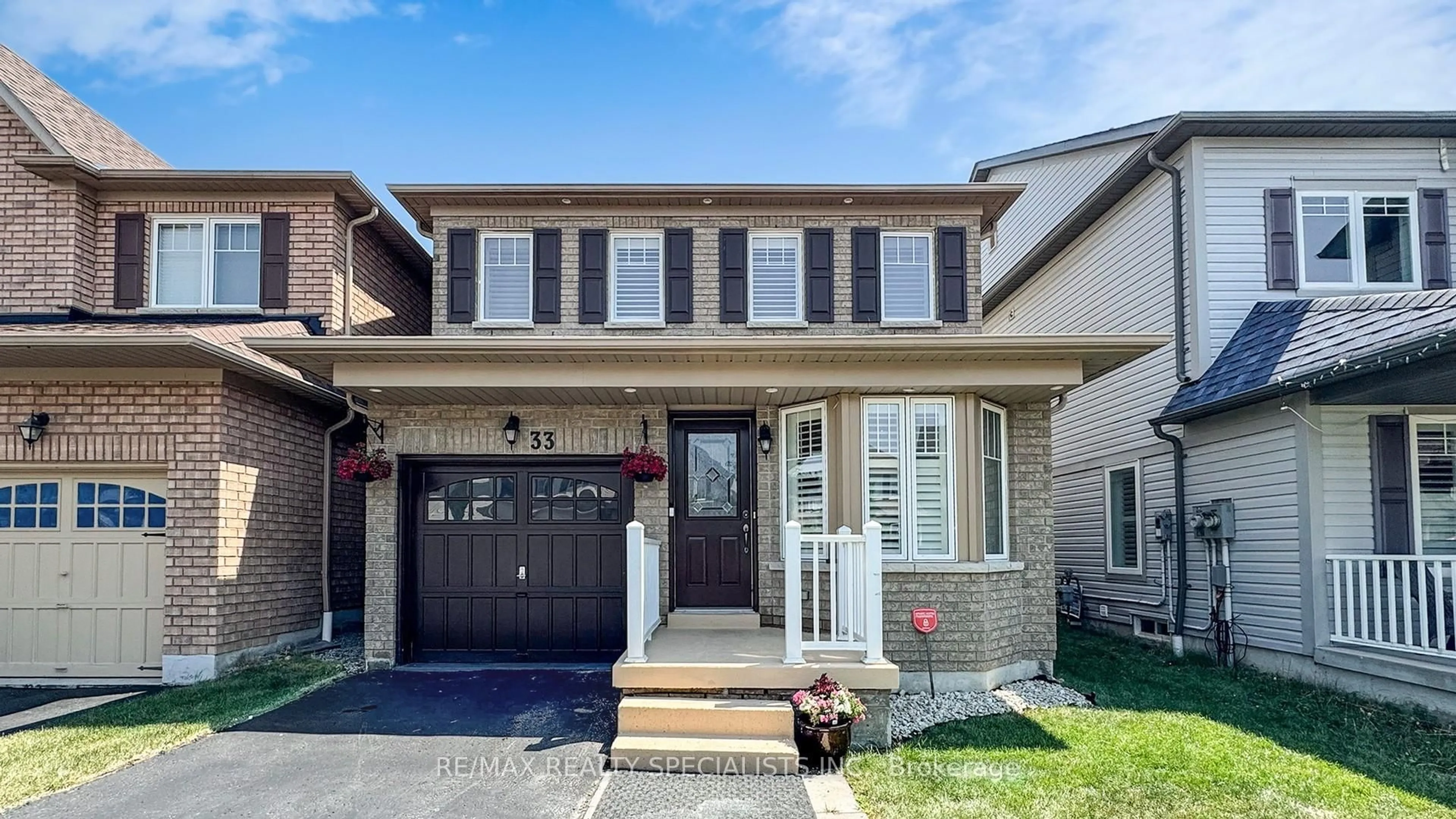 Home with brick exterior material, street for 33 Donlevy Cres, Whitby Ontario L1R 0B9