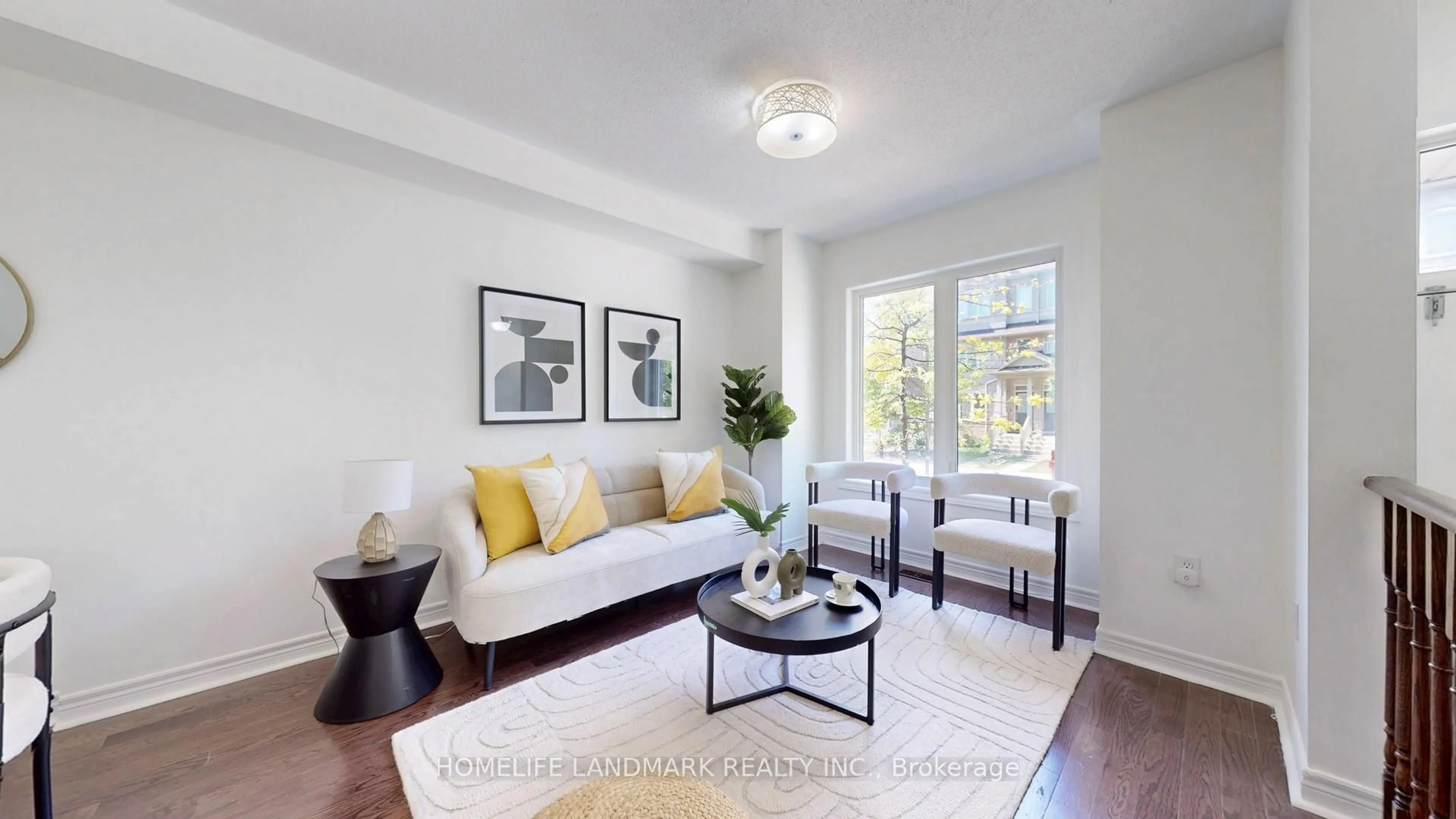 Living room with furniture, unknown for 7 Kawneer Terr, Toronto Ontario M1P 0C3