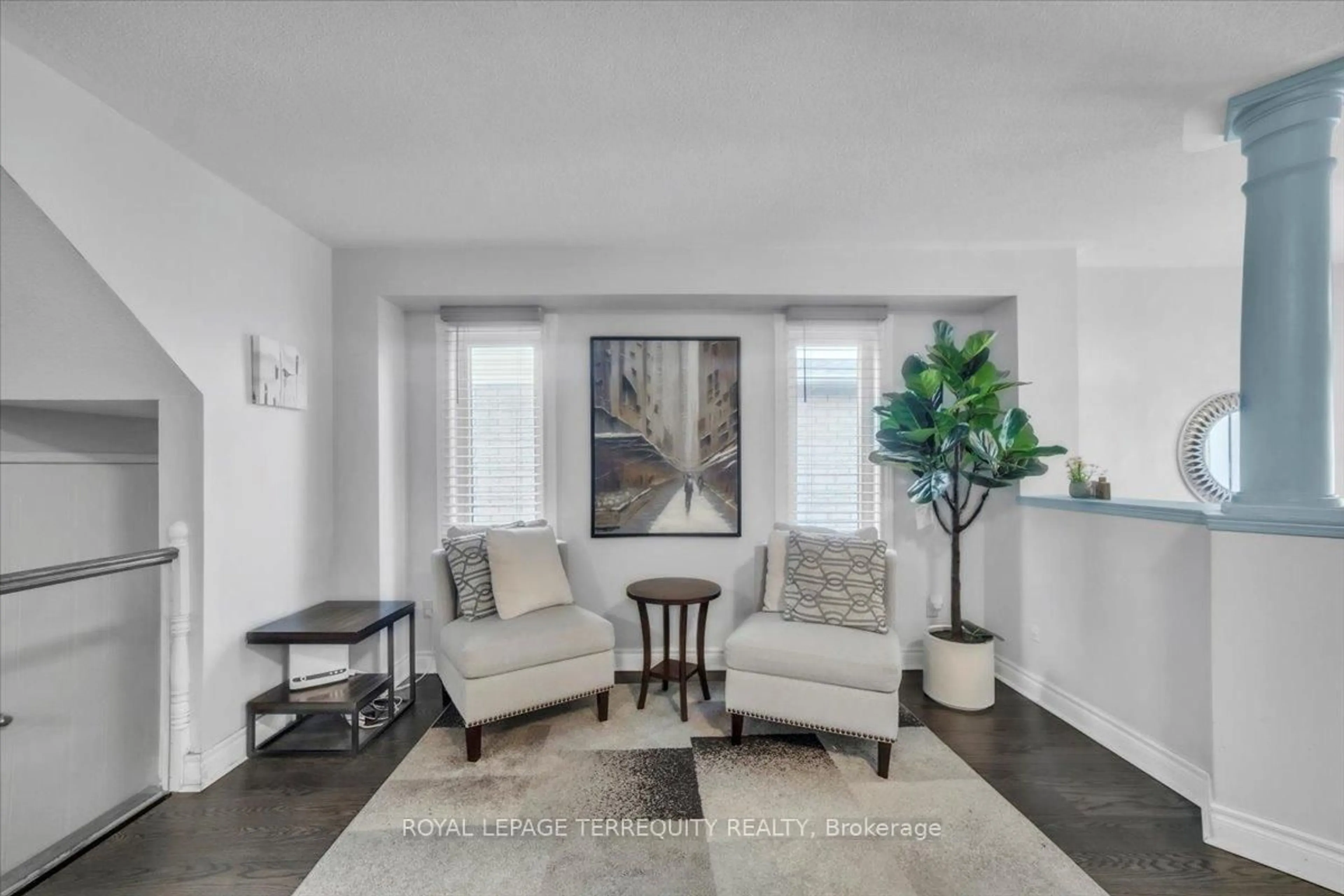 Living room with furniture, unknown for 117 Wilkins Cres, Clarington Ontario L1E 3B5
