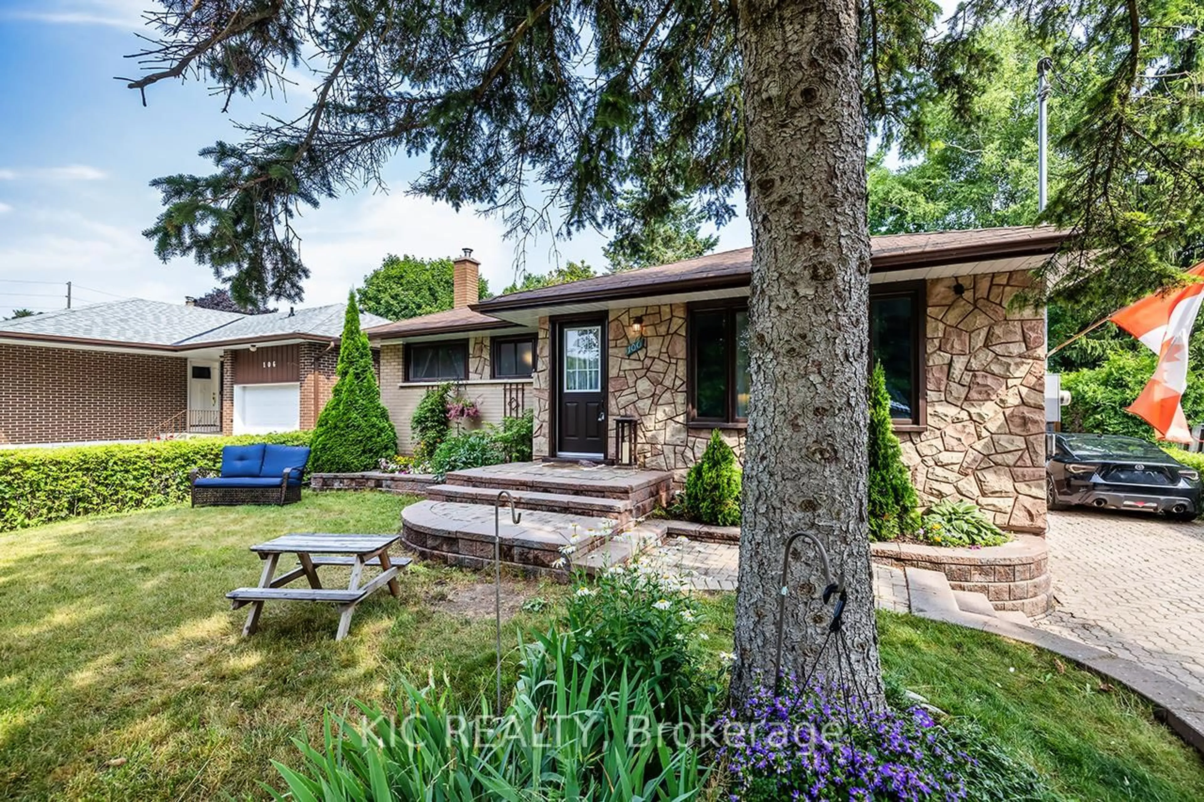Unknown for 100 Kawartha Ave, Oshawa Ontario L1H 3Y9