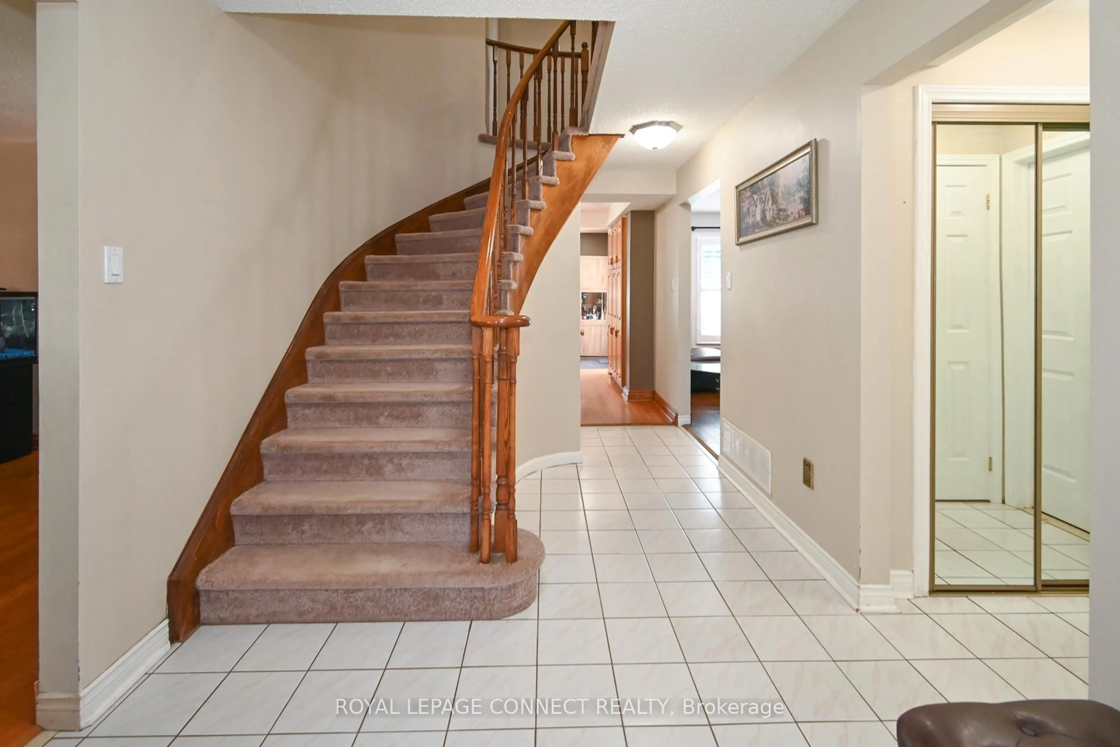 Unknown for 1027 Benton Cres, Pickering Ontario L1X 1M8