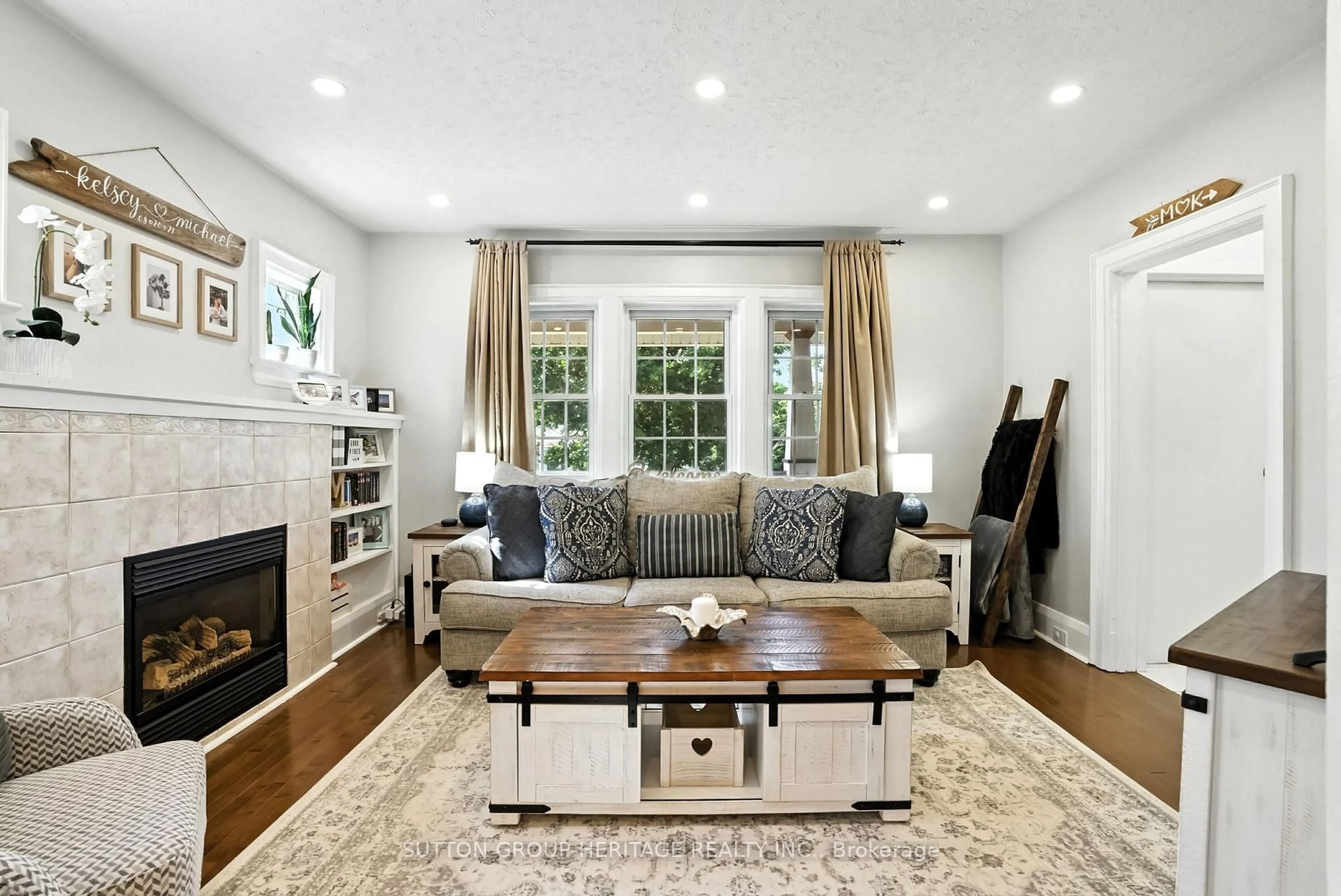 Living room with furniture, unknown for 441 Miller Ave #1 & #2, Oshawa Ontario L1J 2S8