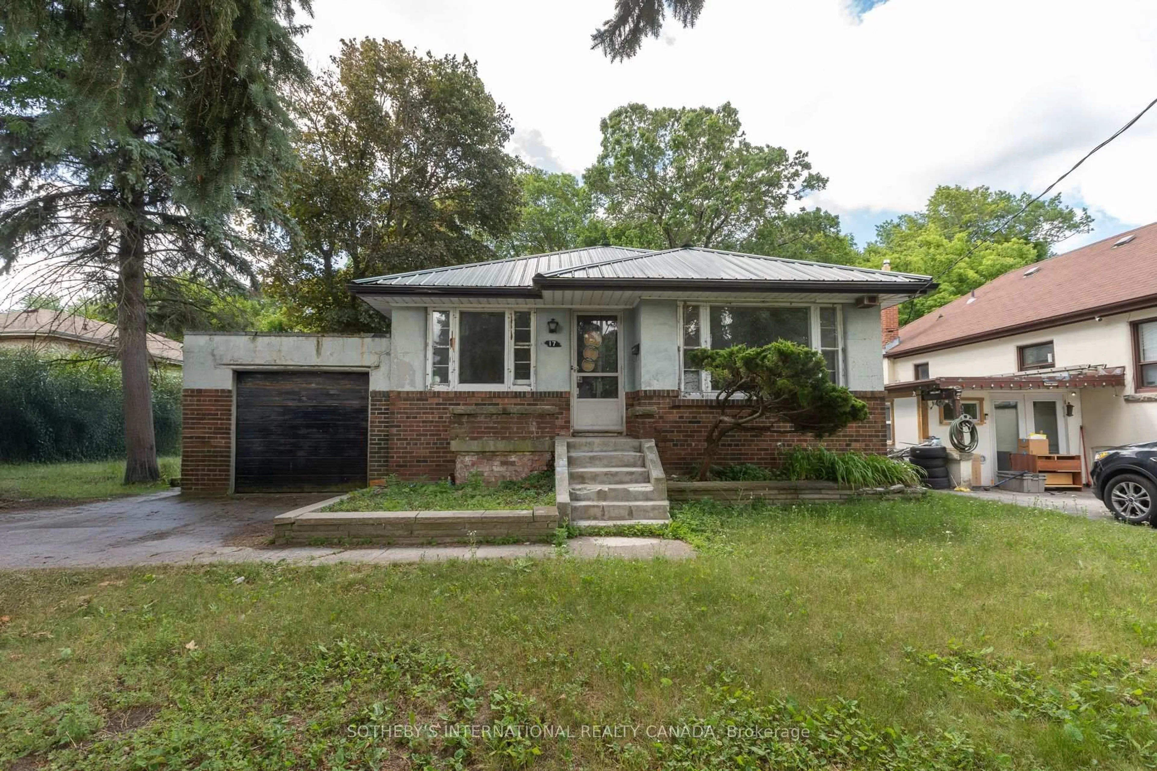 Home with brick exterior material, street for 17 Ayre Point Rd, Toronto Ontario M1M 1G4