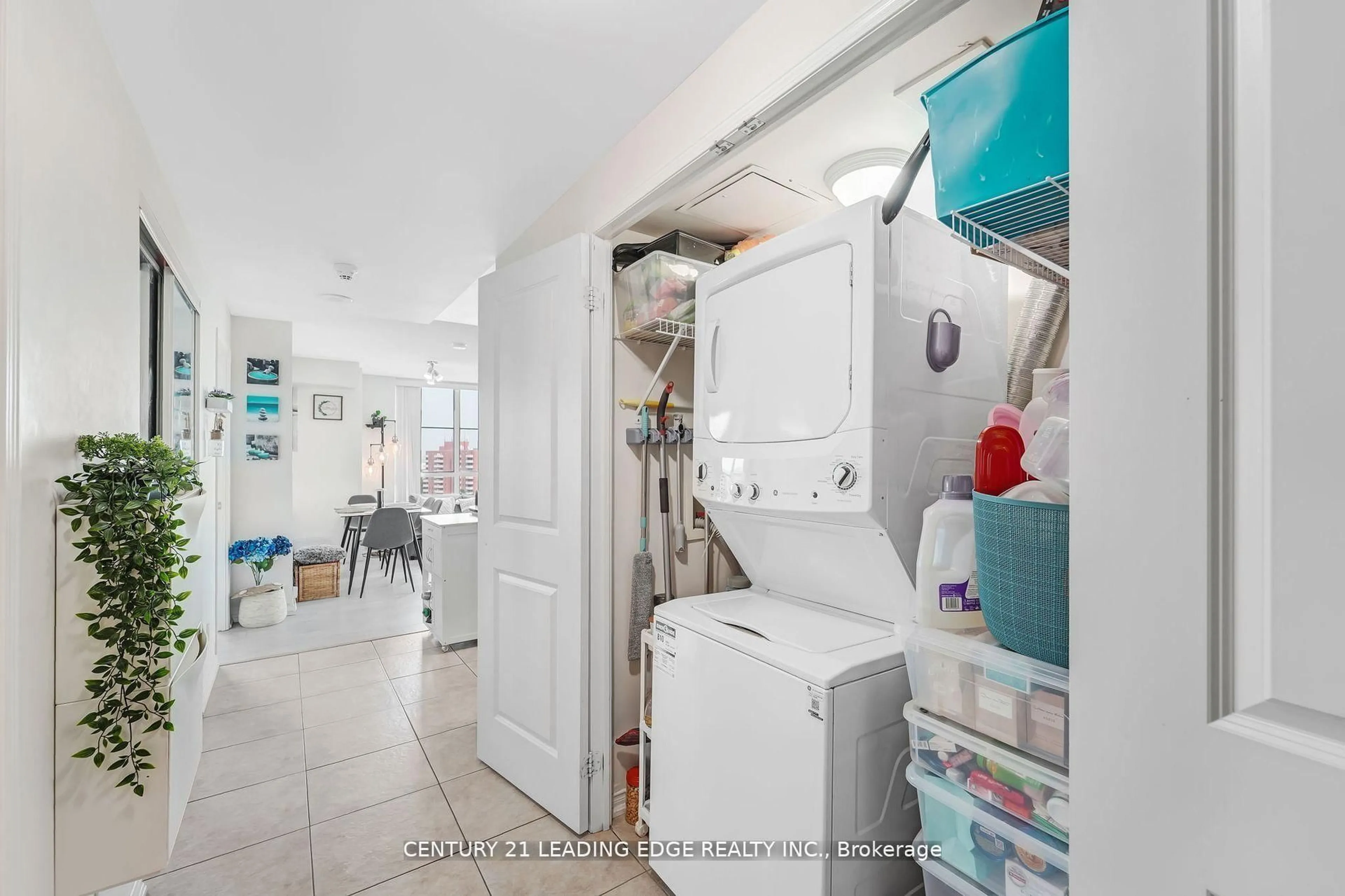 Laundry room for 8 Rosebank Dr #9C, Toronto Ontario M1B 5Z3