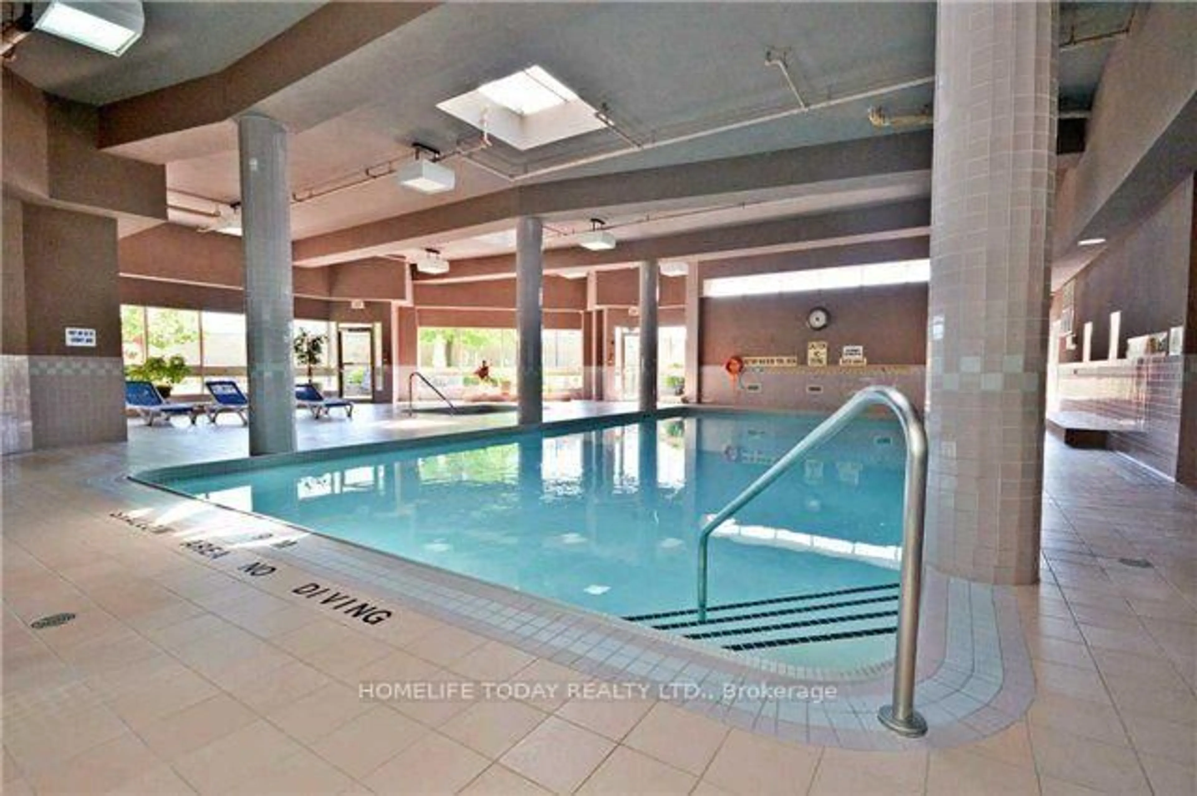 Pool for 3233 Eglinton Ave #709, Toronto Ontario M1J 3N6