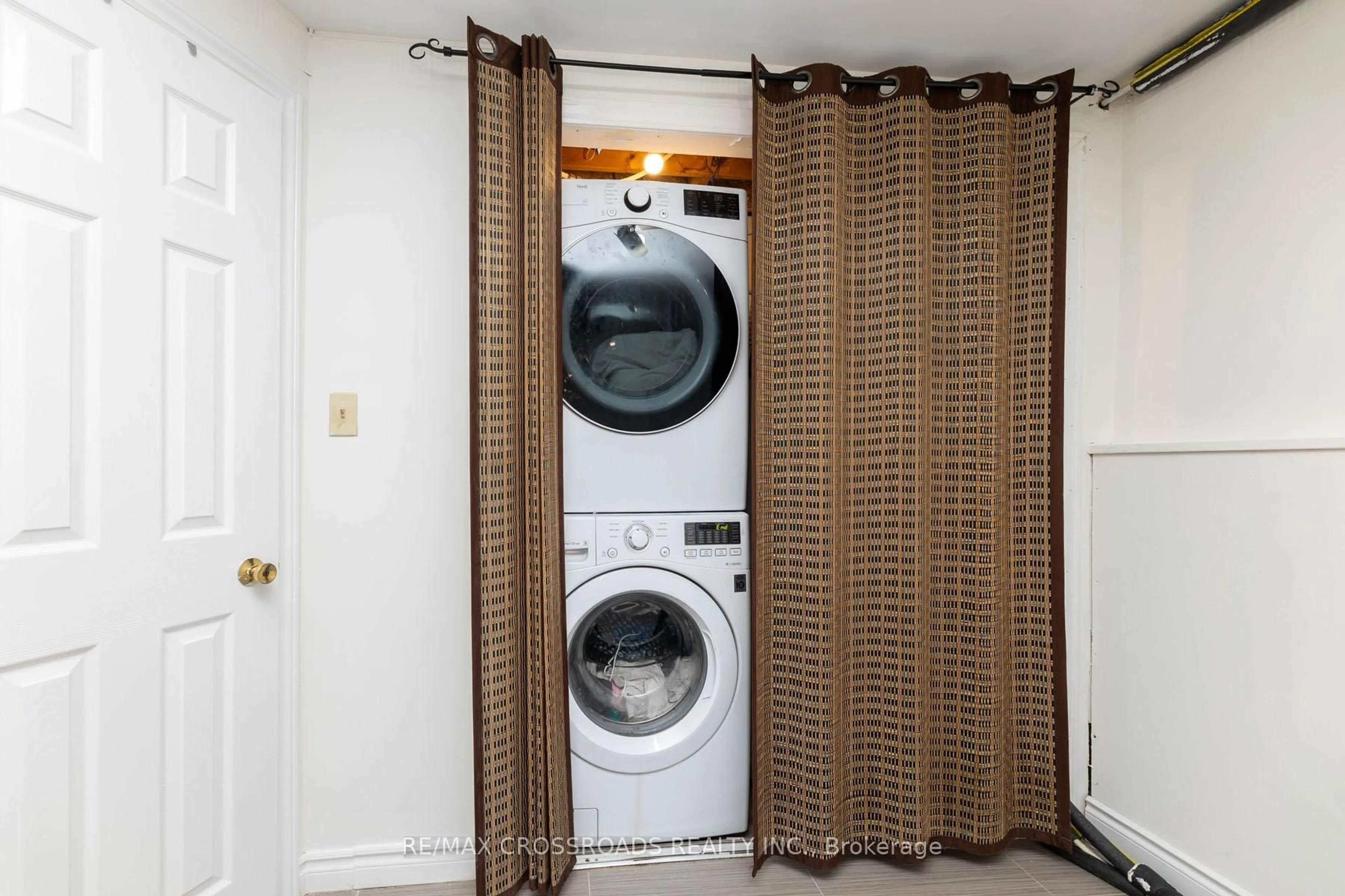 Laundry room for 141 GALLOWAY Rd #19, Toronto Ontario M1E 4X4