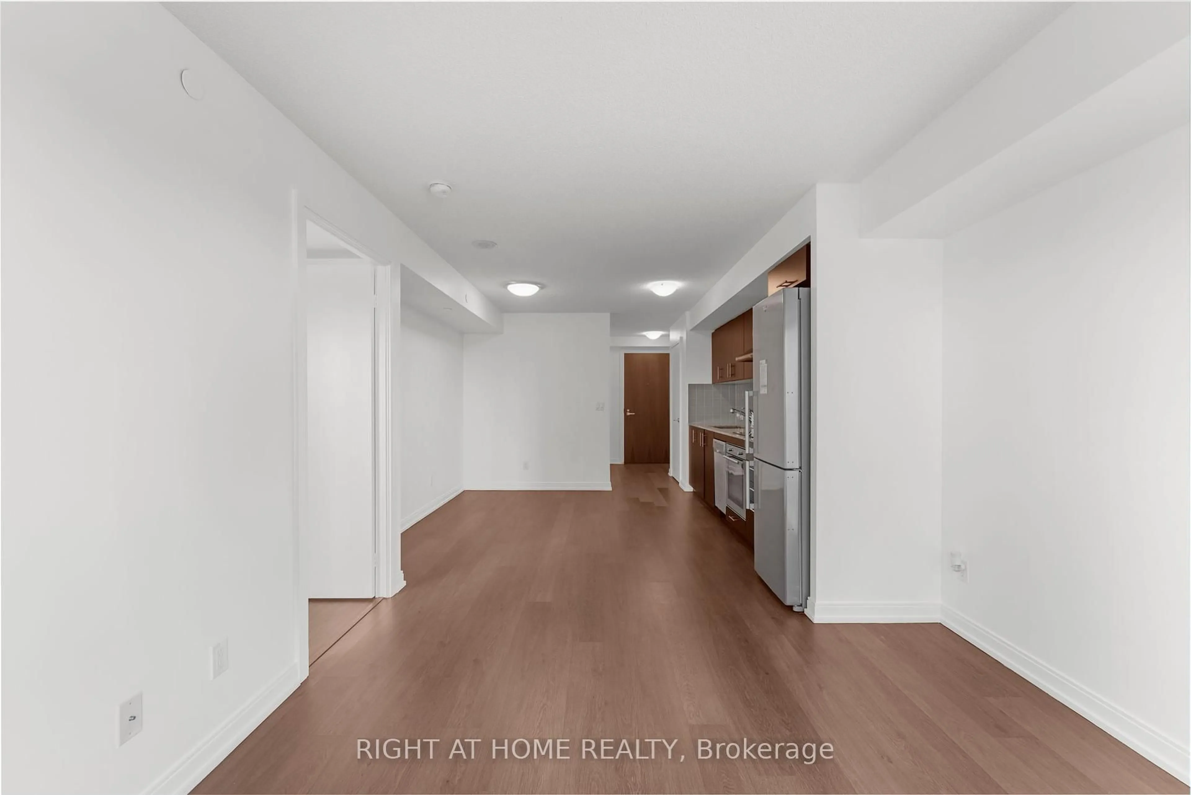 A pic of a room for 255 Village Green Sq #1501, Toronto Ontario M1S 0L7