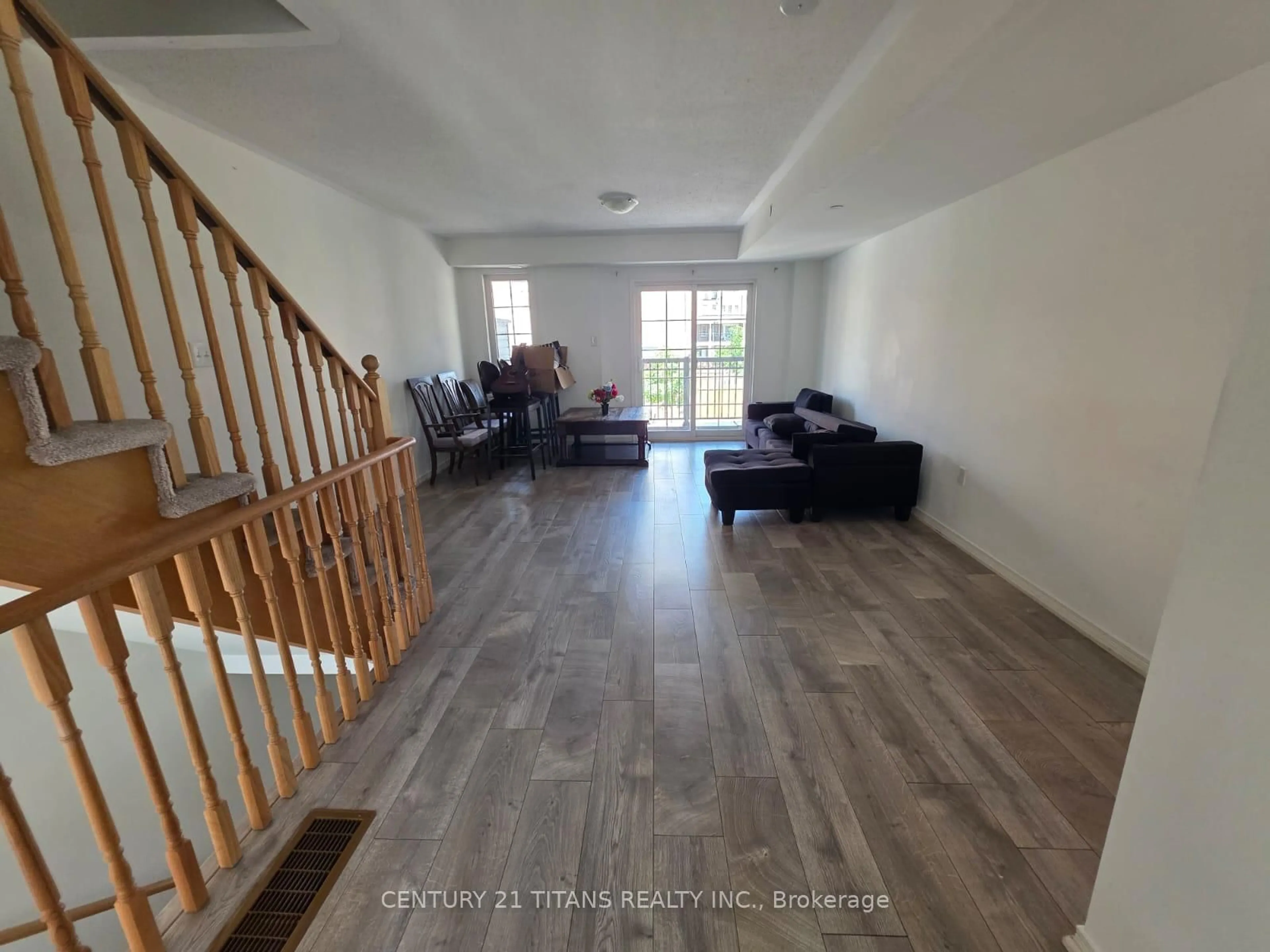 A pic of a room for 2434 Rosedrop Path, Oshawa Ontario L1L 0L2