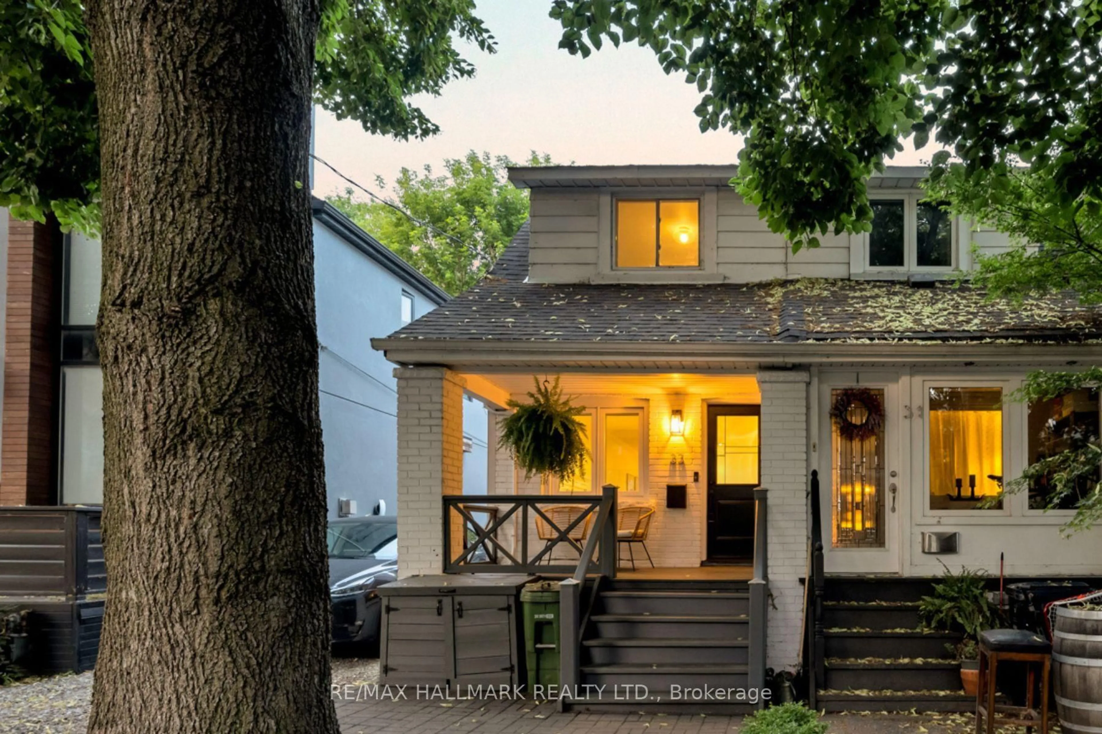 Home with brick exterior material, street for 33 Ashdale Ave, Toronto Ontario M4L 2Y6