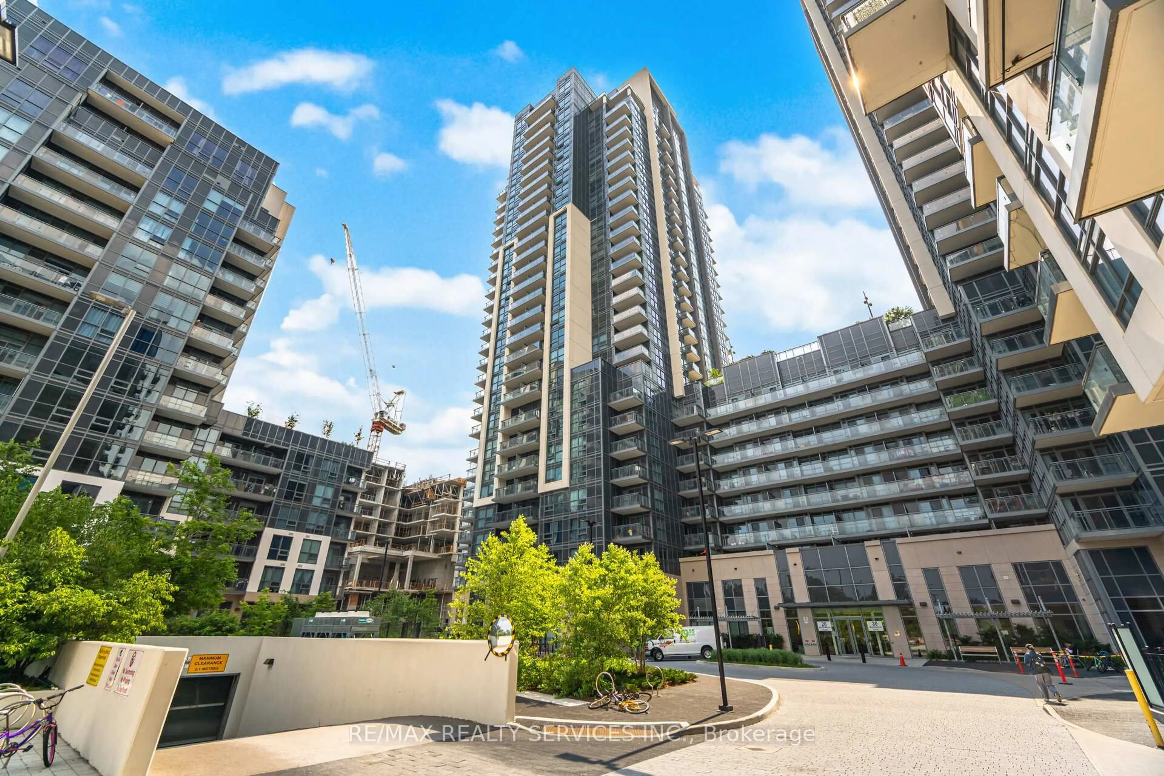 Unknown for 20 Meadowglen Pl #526, Toronto Ontario M1H 2Y5