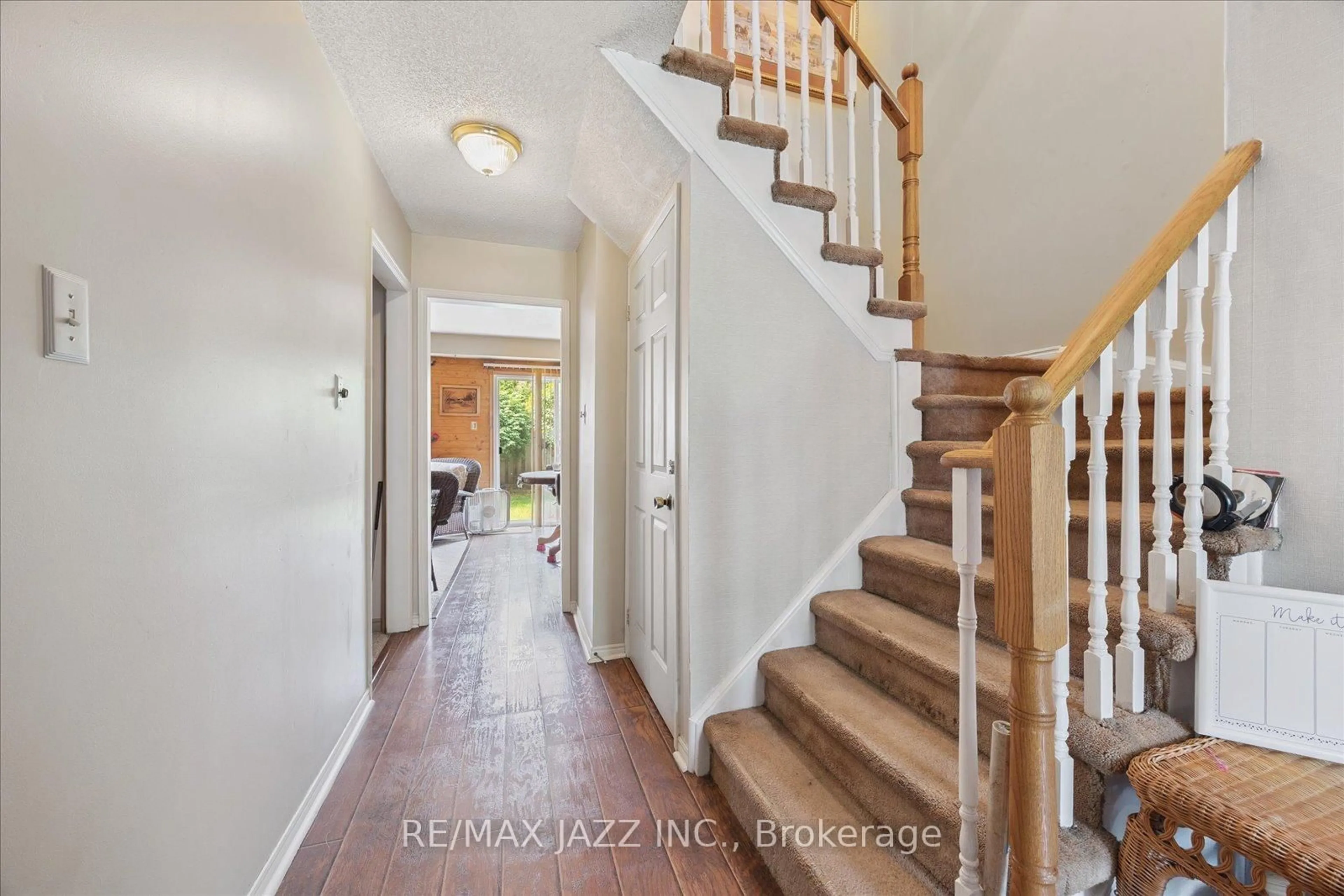 Indoor entryway for 24 Large Cres, Ajax Ontario L1T 2R5