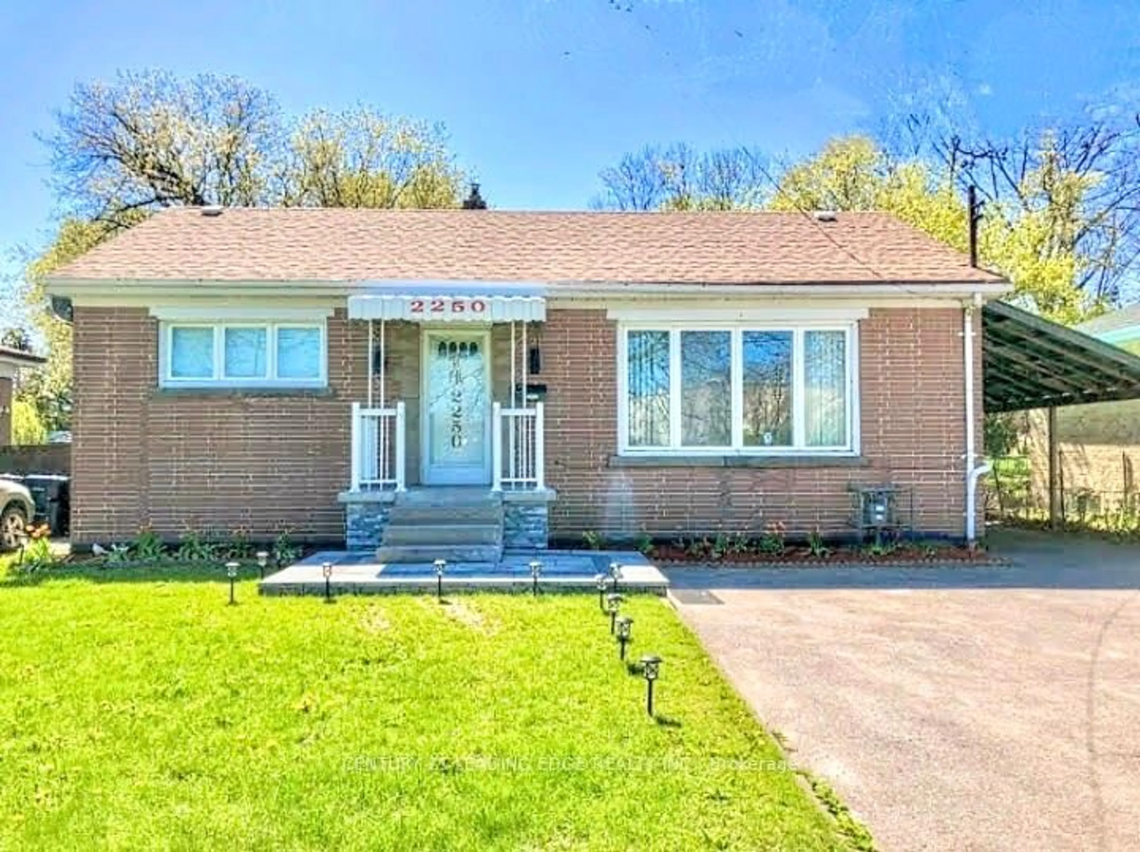 Home with brick exterior material, street for 2250 Brimley Rd, Toronto Ontario M1S 2B6