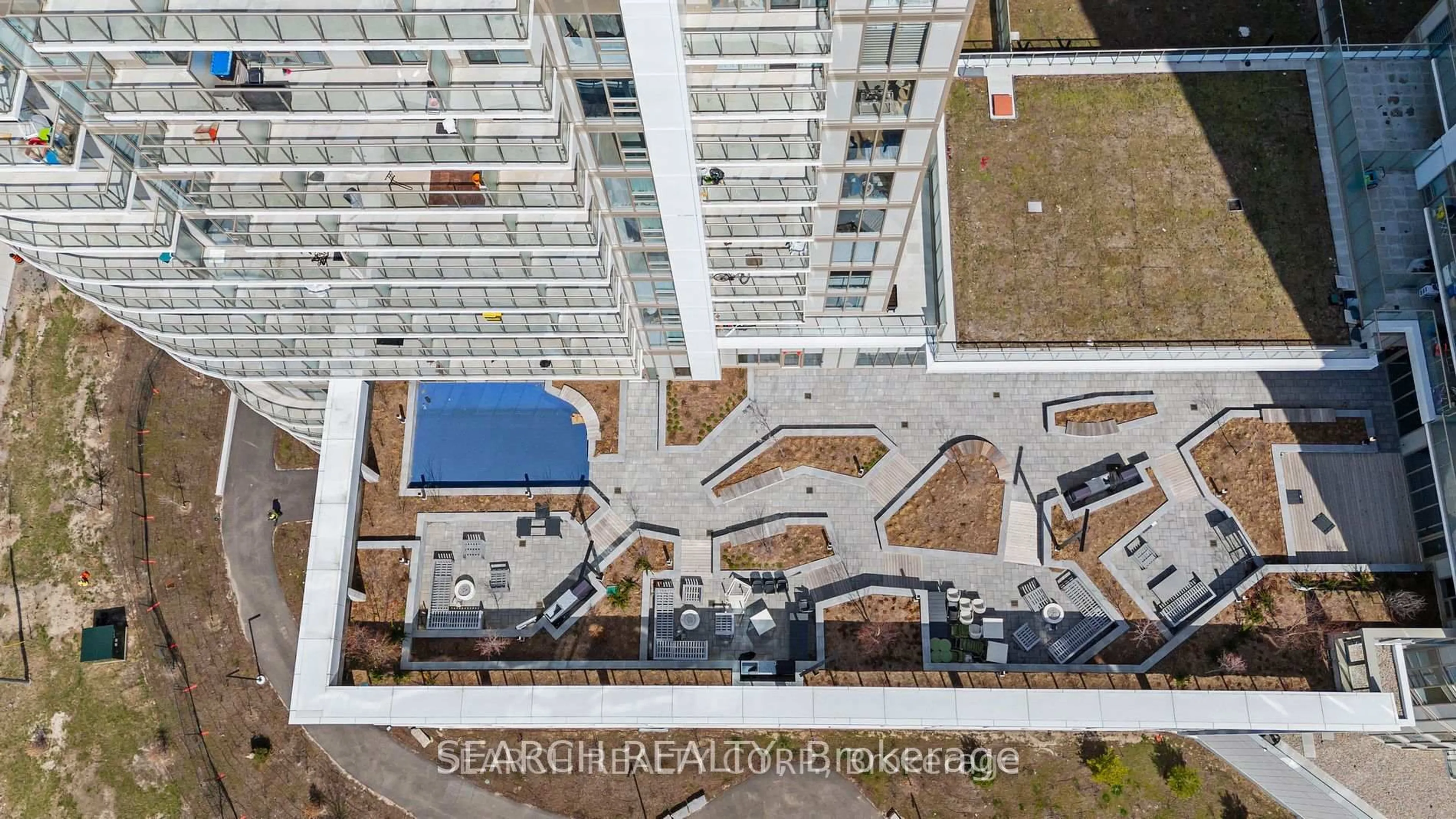 A pic from outside/outdoor area/front of a property/back of a property/a pic from drone, city buildings view from balcony for 2033 Kennedy Rd #620, Toronto Ontario M1T 3G2