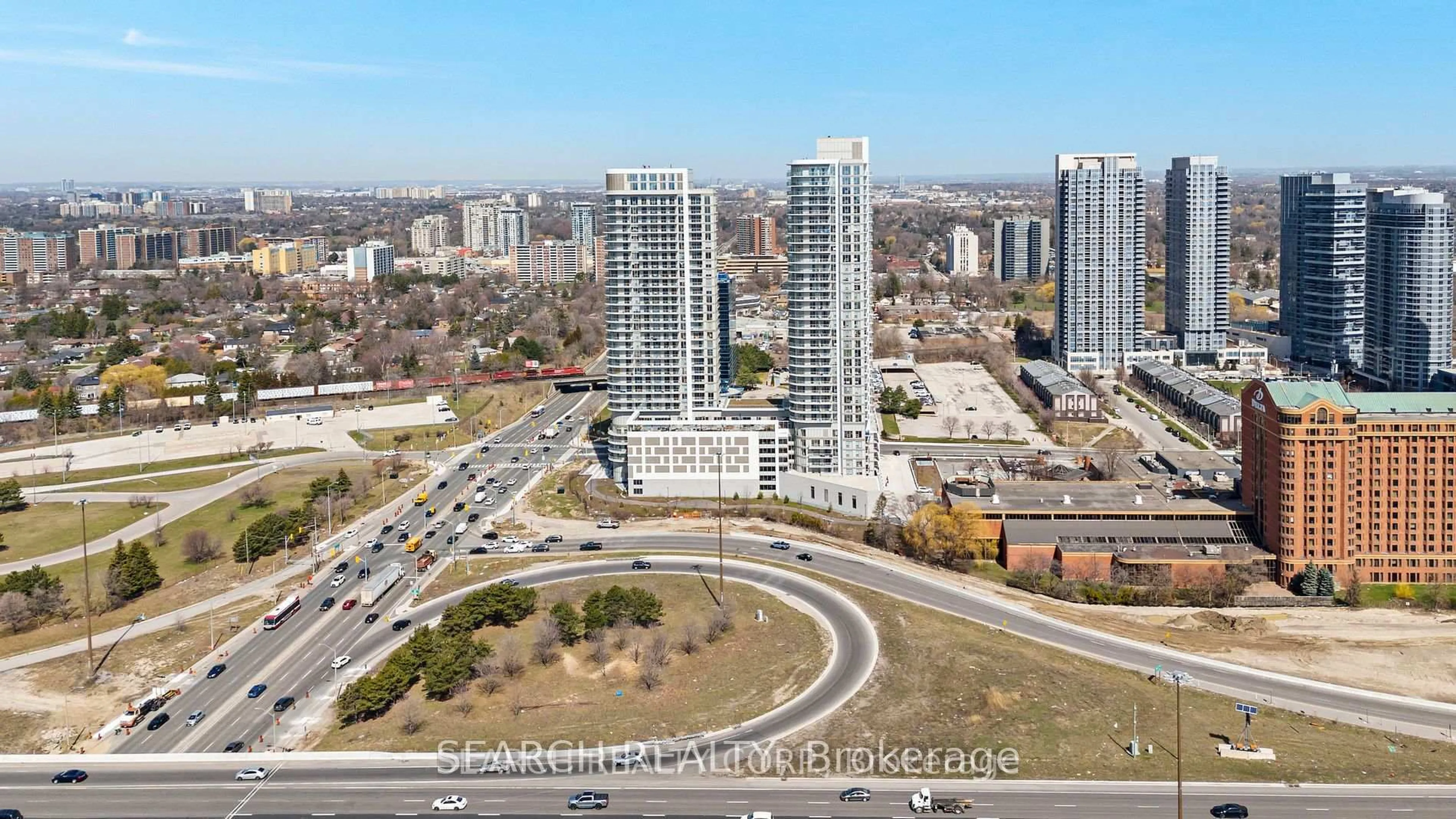 A pic from outside/outdoor area/front of a property/back of a property/a pic from drone, city buildings view from balcony for 2033 Kennedy Rd #620, Toronto Ontario M1T 3G2