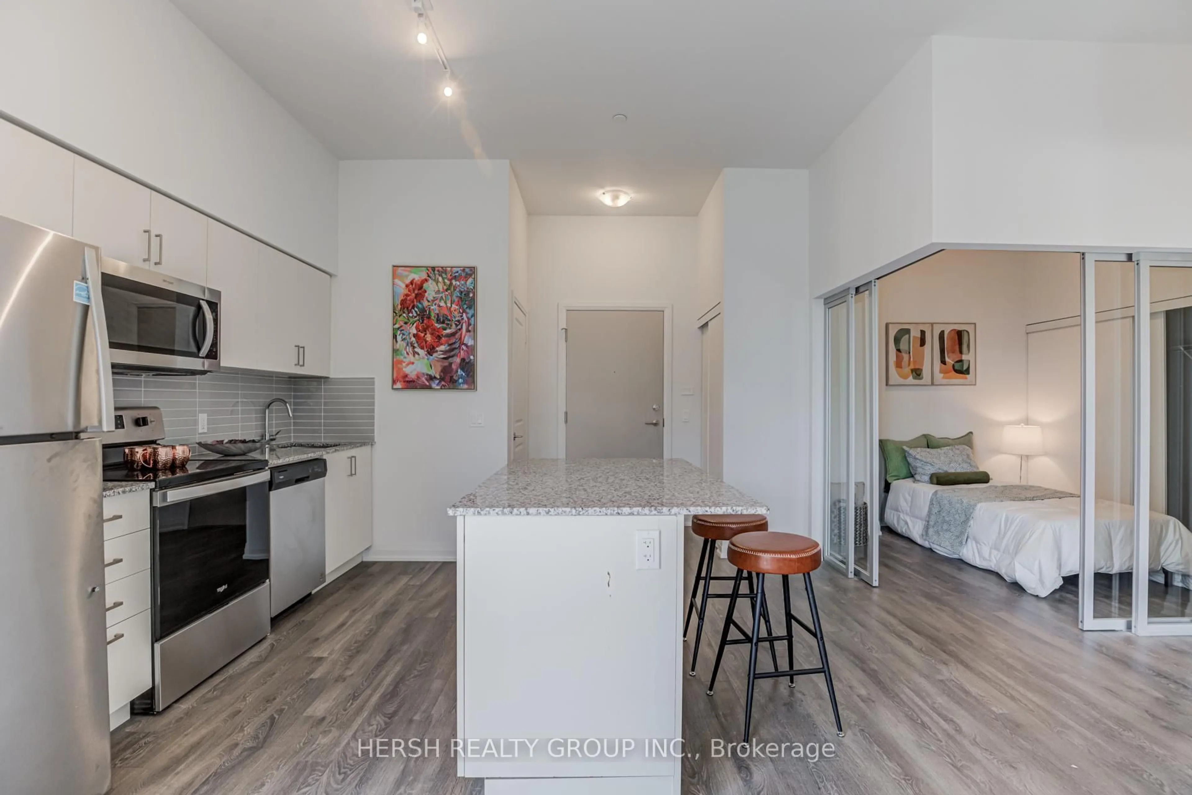 Open concept kitchen, unknown for 10 Meadowglen Pl #106, Toronto Ontario M1G 0A8