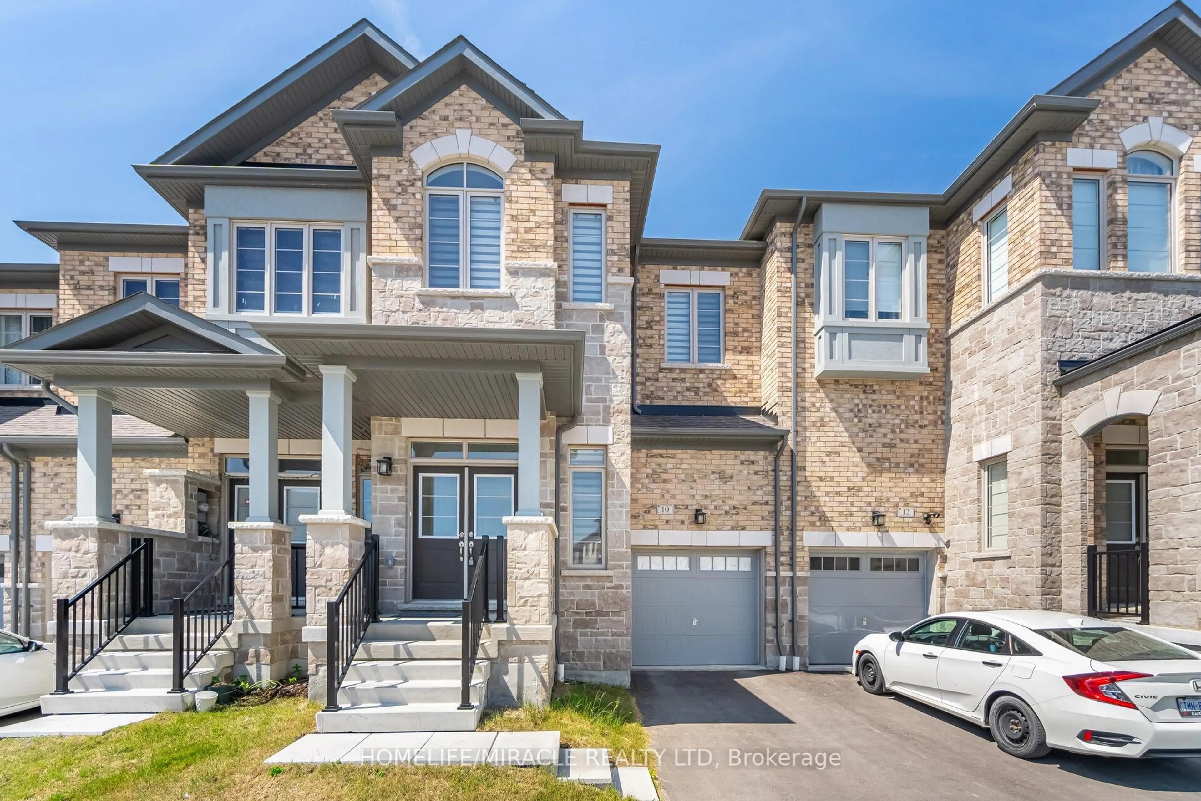 Home with brick exterior material, street for 10 Van Wart St, Whitby Ontario L1P 0P8