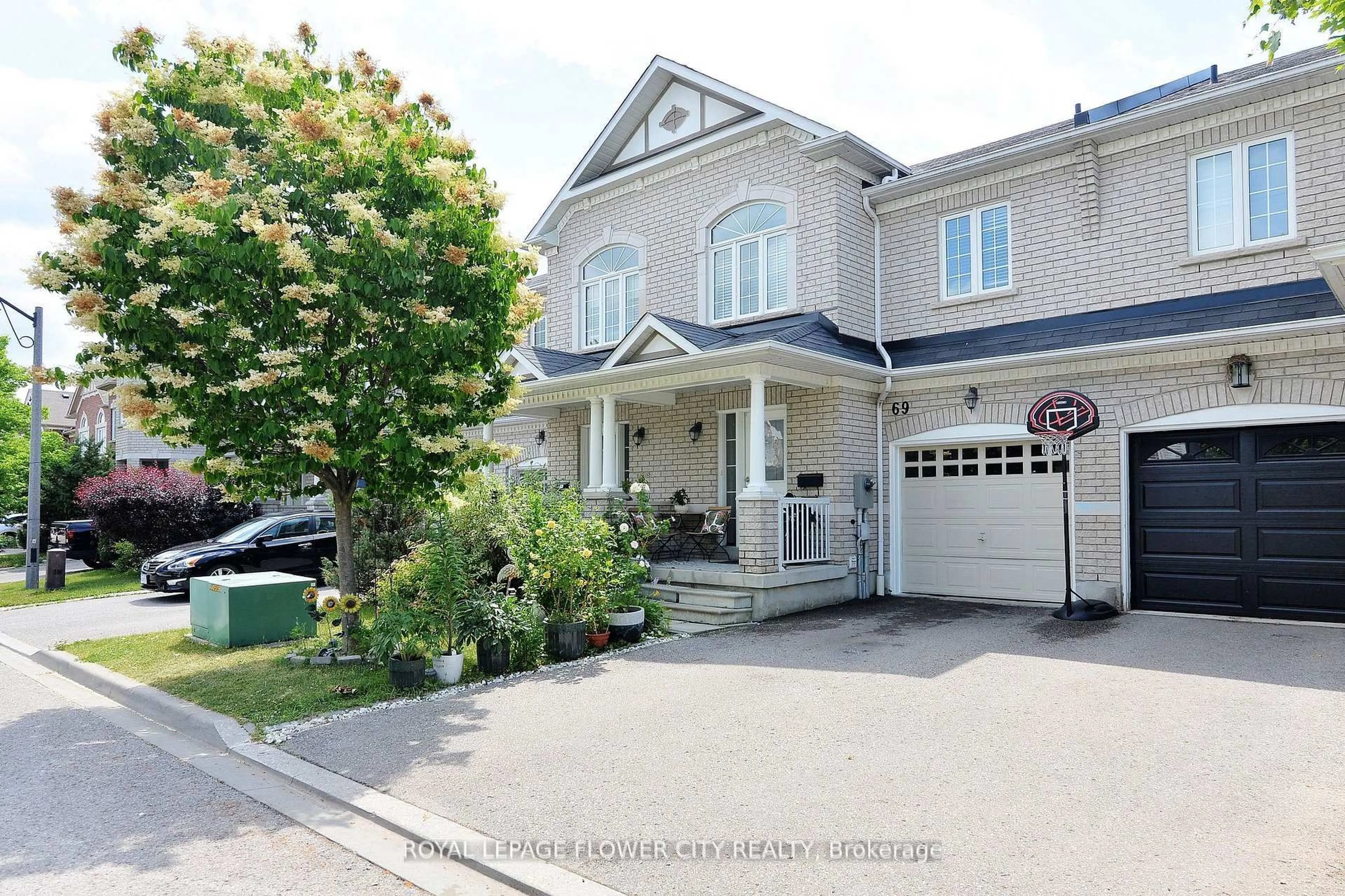 Unknown for 69 Keywood St, Ajax Ontario L1Z 2E4