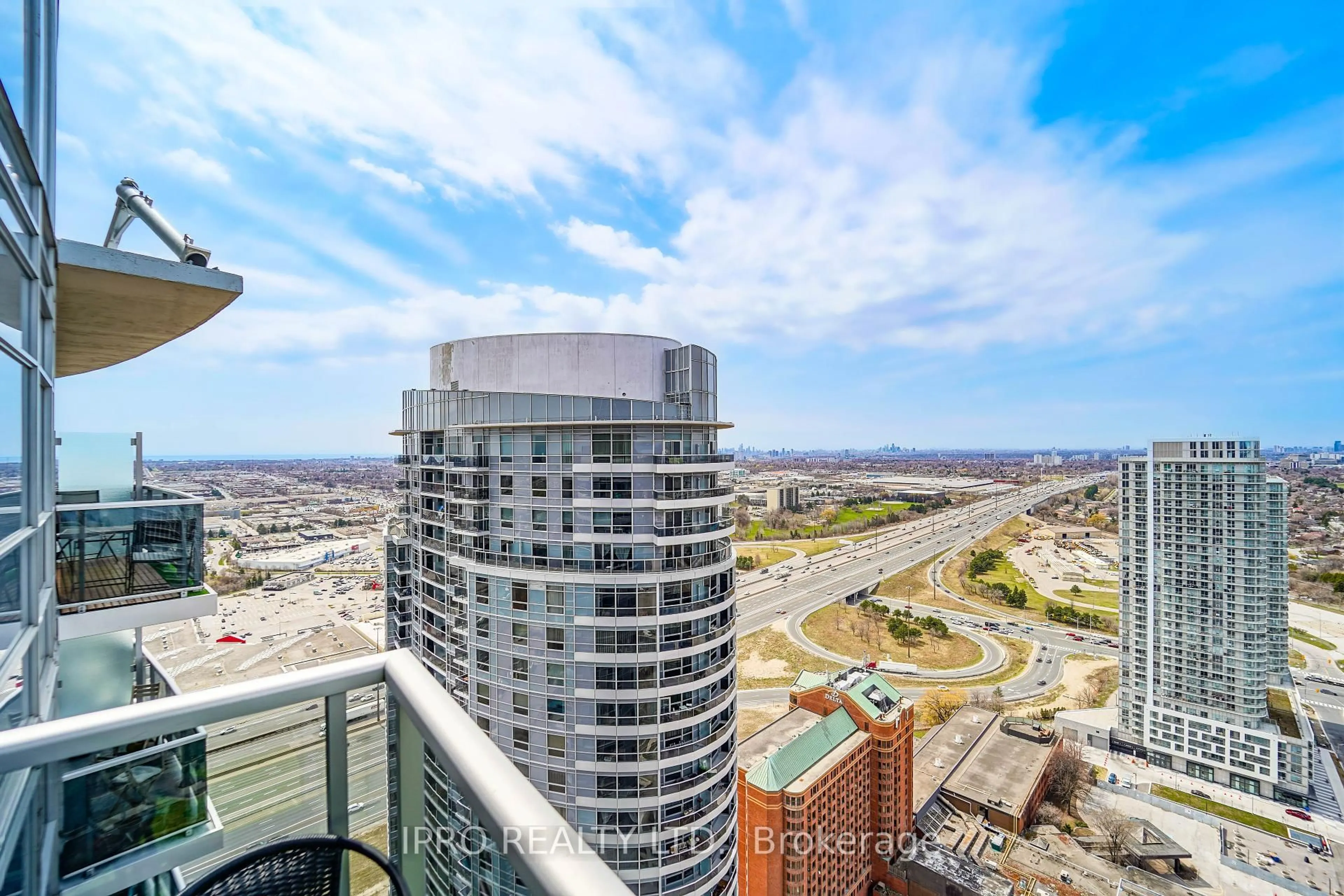 A pic from outside/outdoor area/front of a property/back of a property/a pic from drone, city buildings view from balcony for 135 Village Green Sq #PH21, Toronto Ontario M1S 0L1