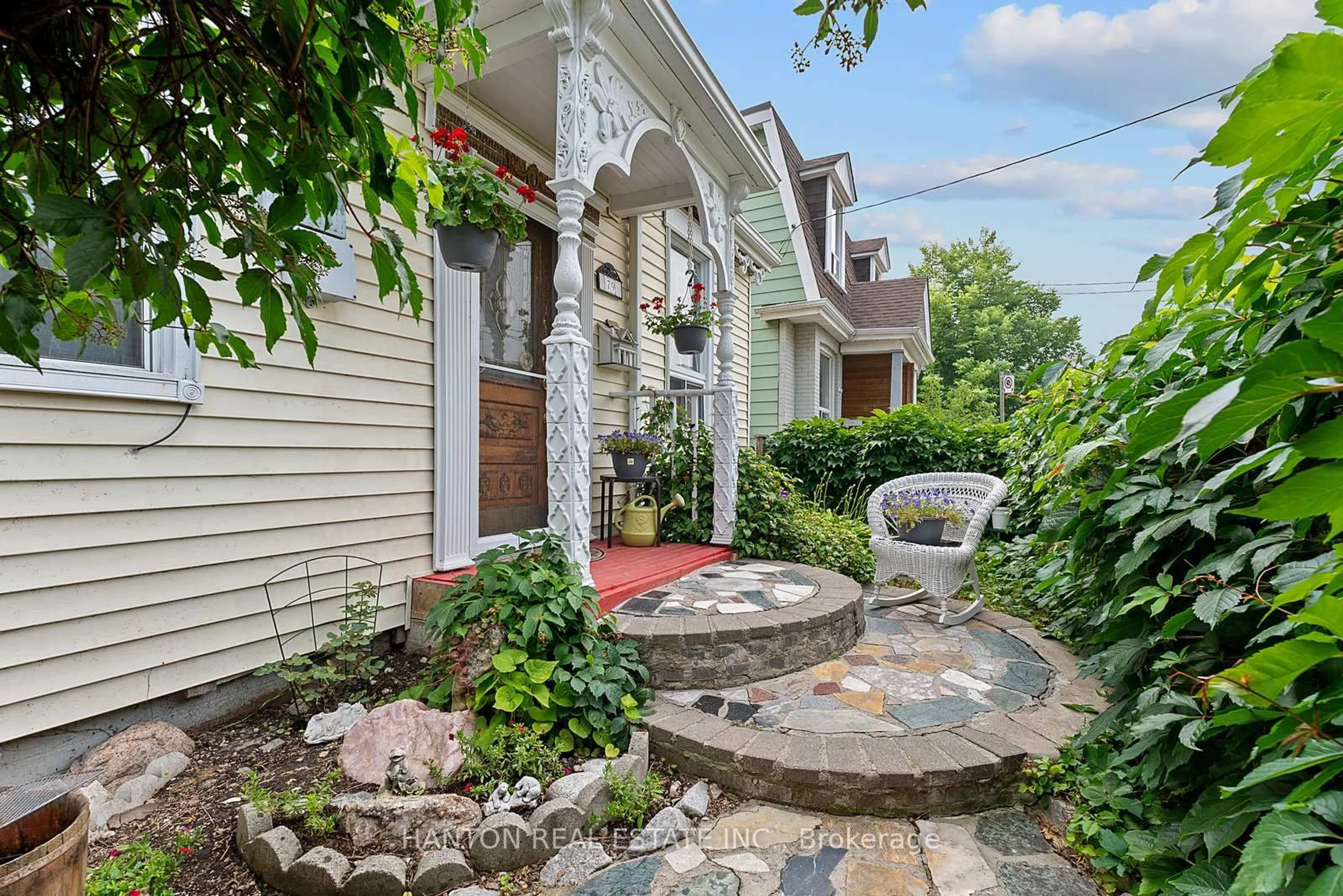 Patio, street for 79 Knox Ave, Toronto Ontario M4L 2N8