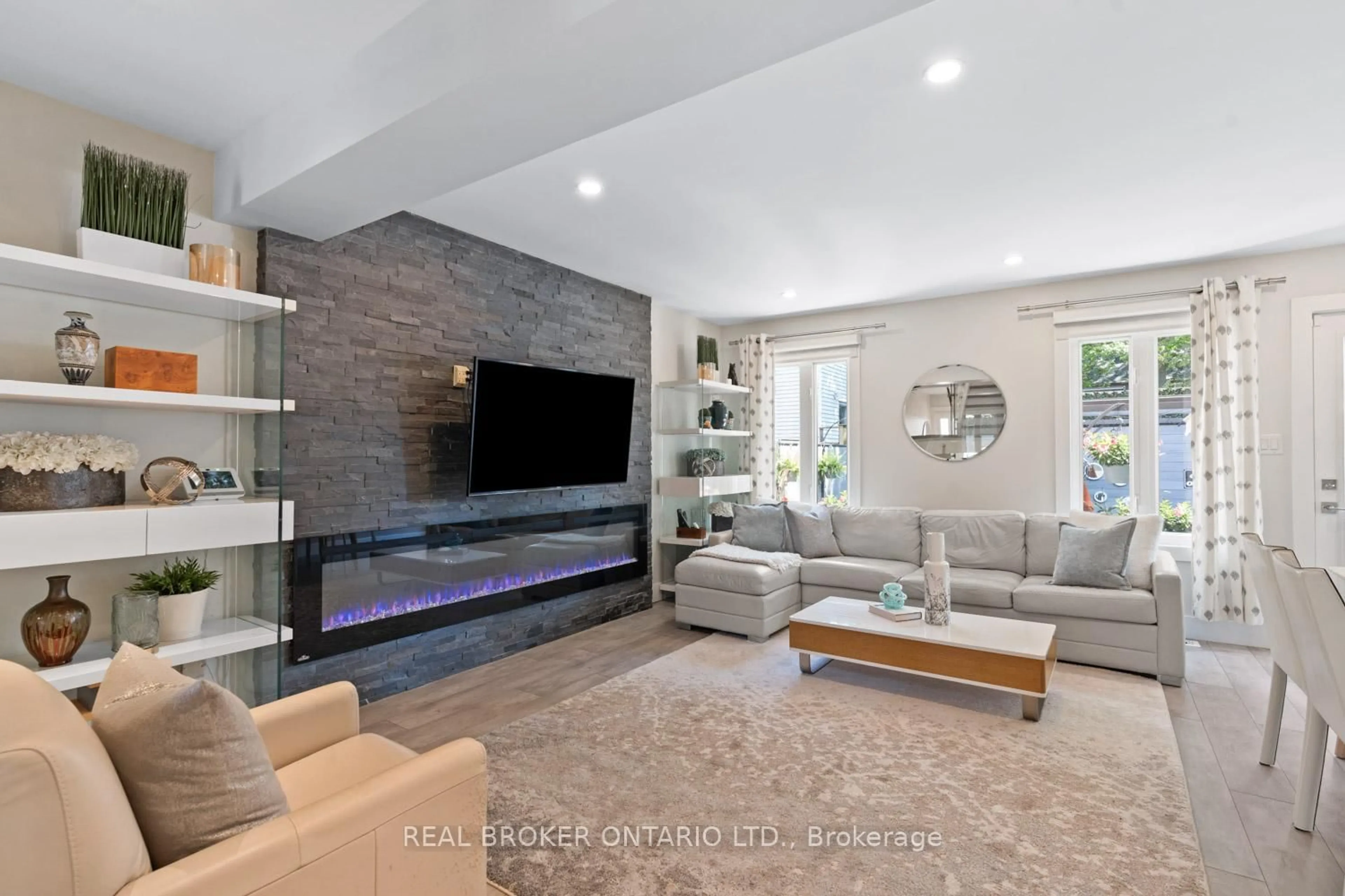 Living room with furniture, unknown for 1837 Gerrard St, Toronto Ontario M4L 2B6