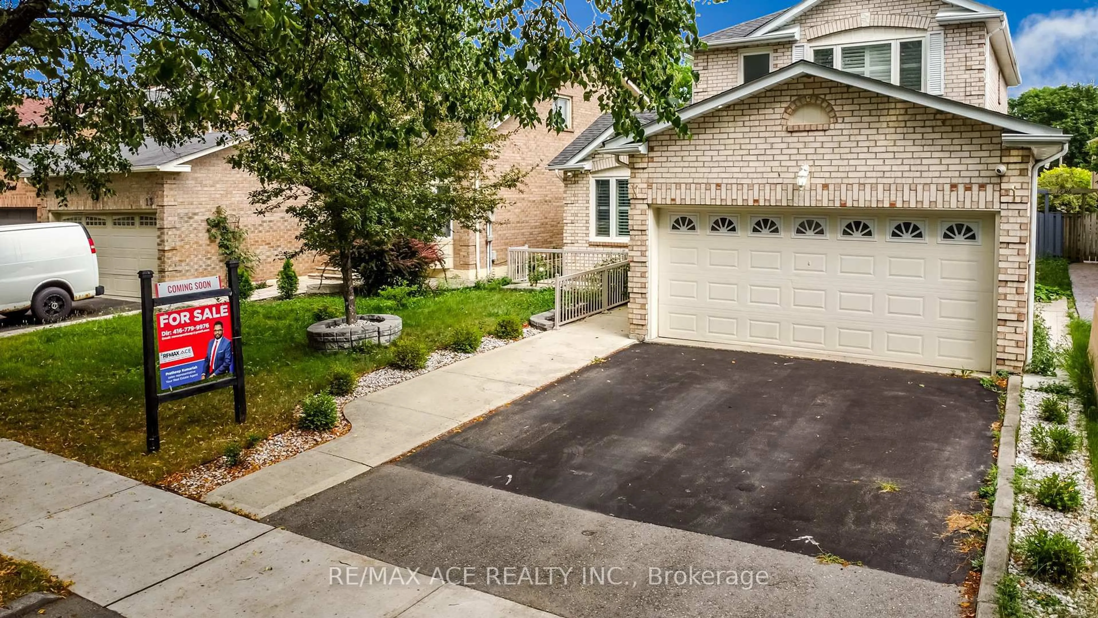 Unknown for 15 Brennan Rd, Ajax Ontario L1T 2G1