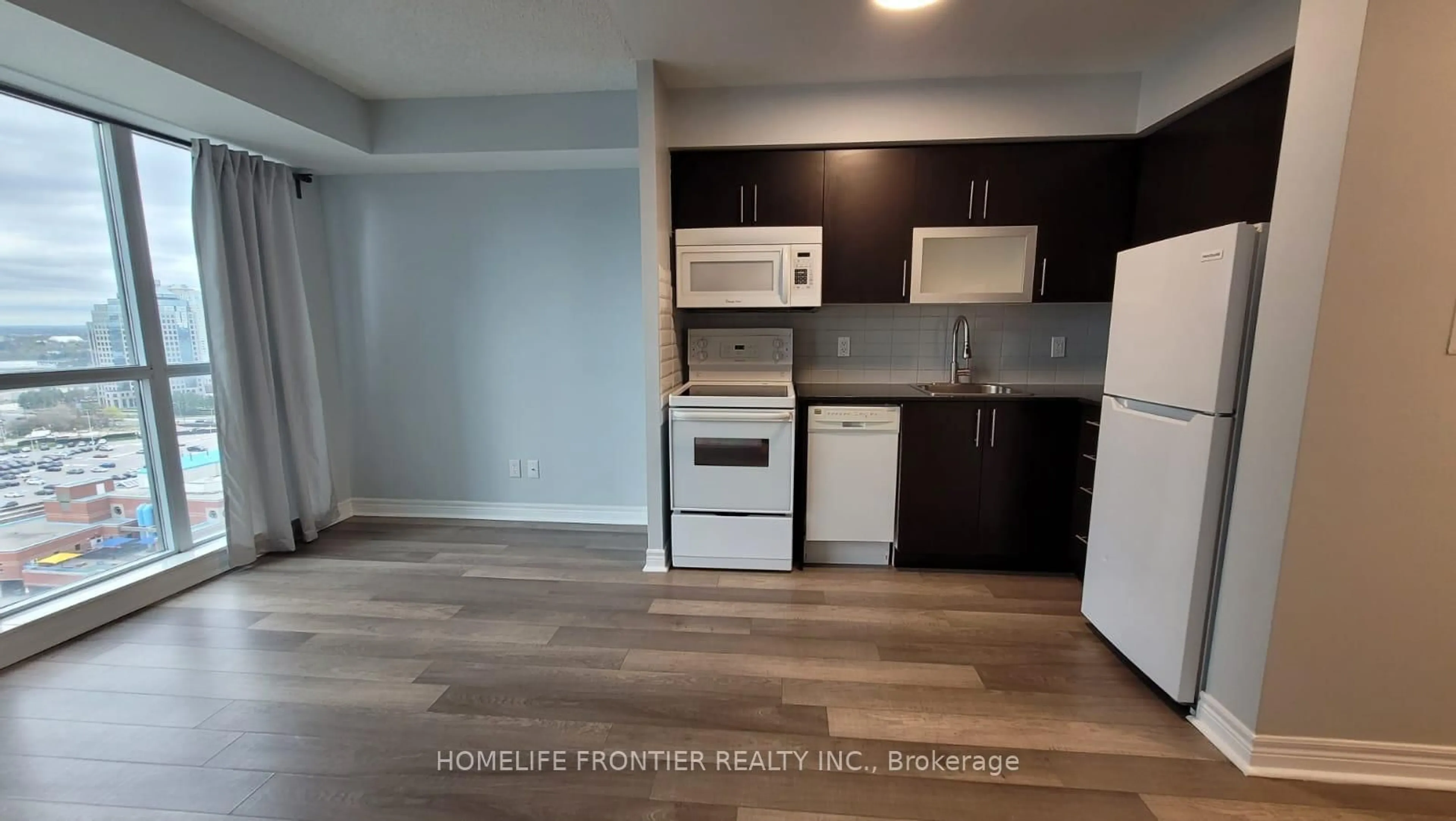 Standard kitchen, unknown for 50 Town Centre Crt #1705, Toronto Ontario M1P 0A9