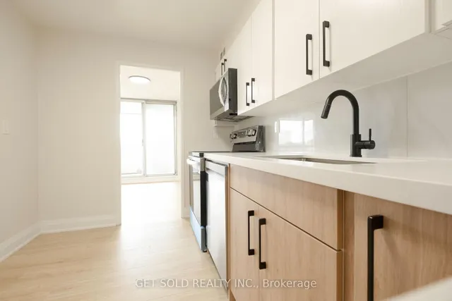 120 Dundalk Dr #405, Toronto 4