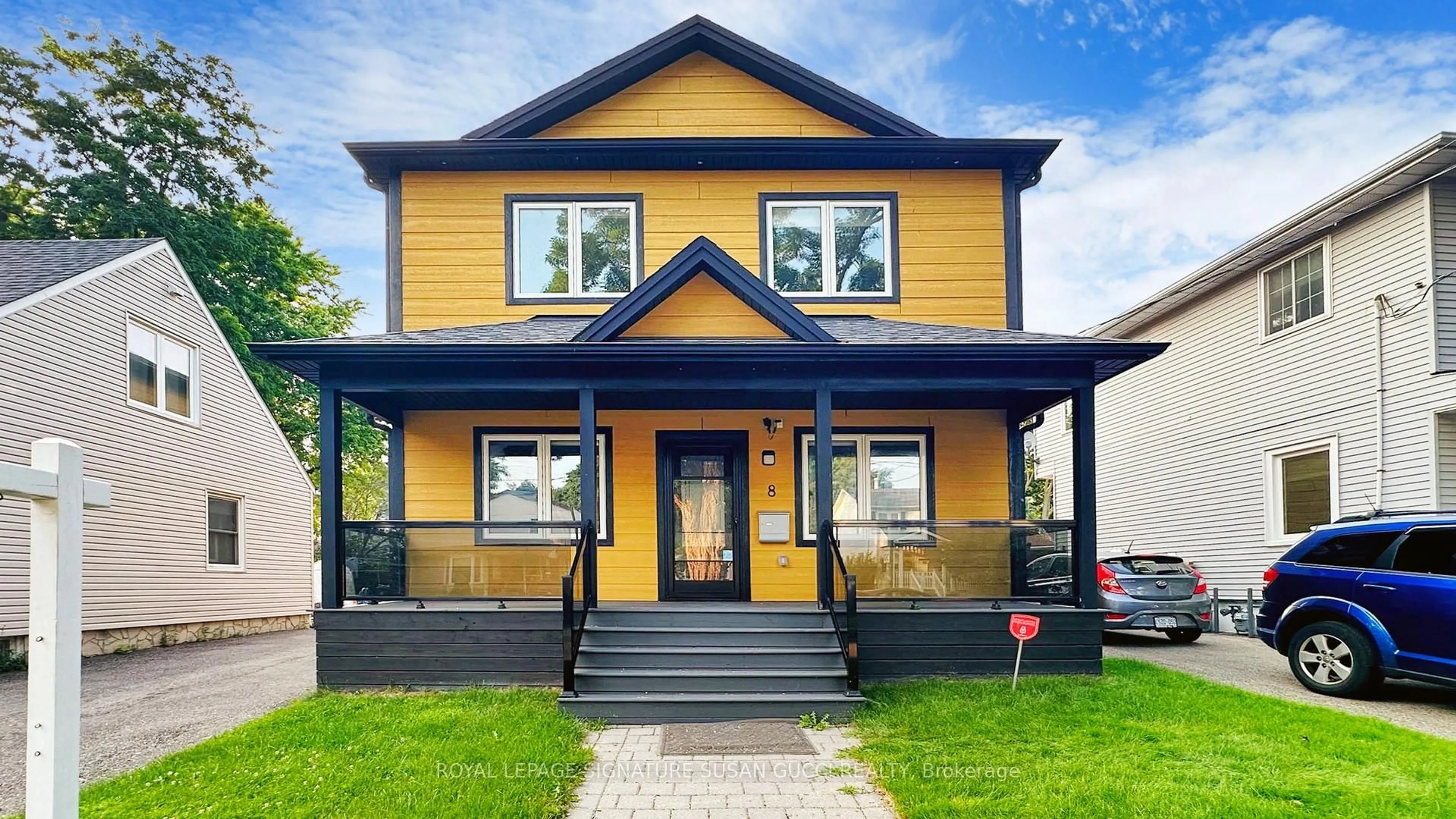 Home with vinyl exterior material, street for 8 Furnival Rd, Toronto Ontario M4B 1W2