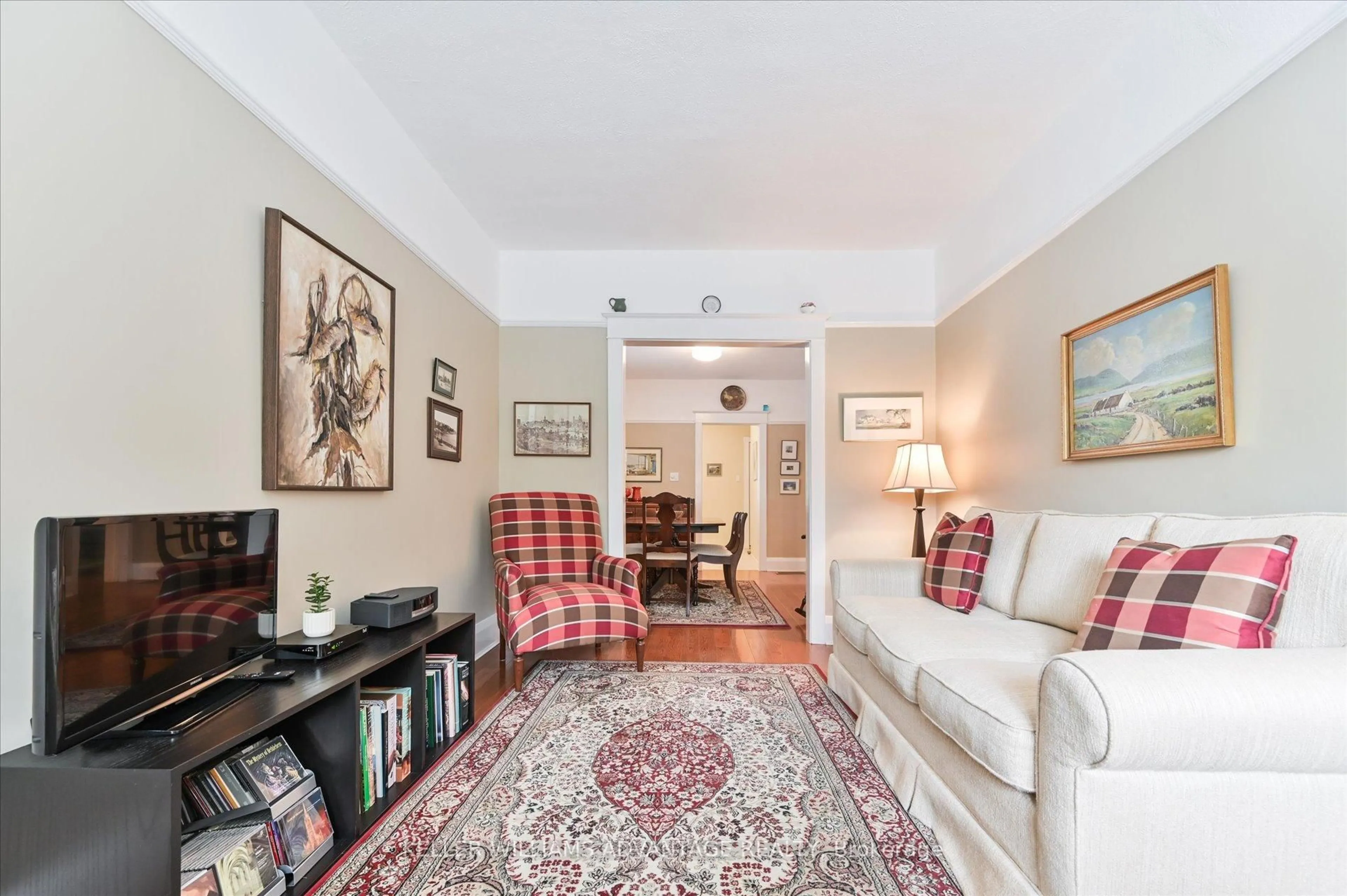 Living room with furniture, unknown for 68 Keystone Ave, Toronto Ontario M4C 1H4
