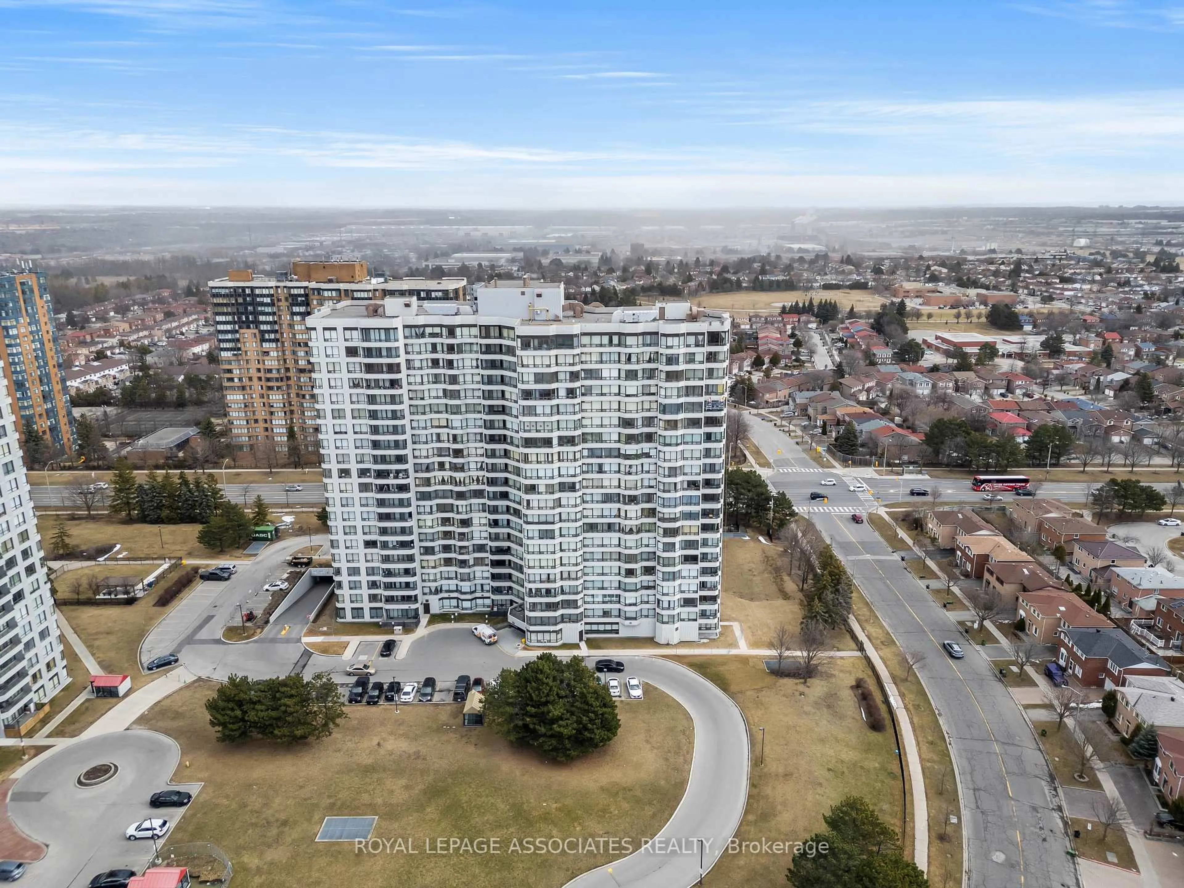 A pic from outside/outdoor area/front of a property/back of a property/a pic from drone, city buildings view from balcony for 350 Alton Towers Circ #609, Toronto Ontario M1V 5E3