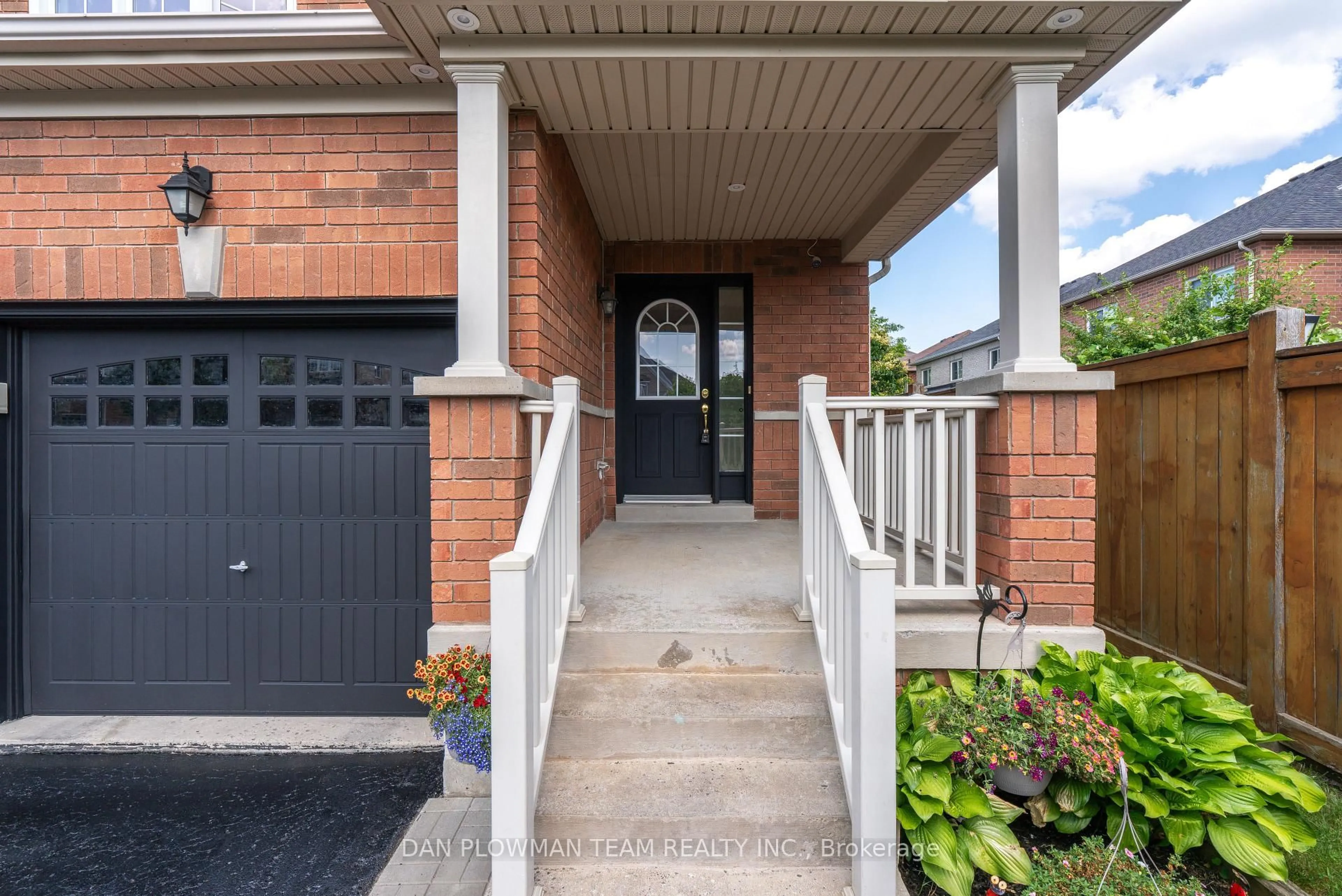 Unknown for 1577 Rorison St, Oshawa Ontario L1K 0K2