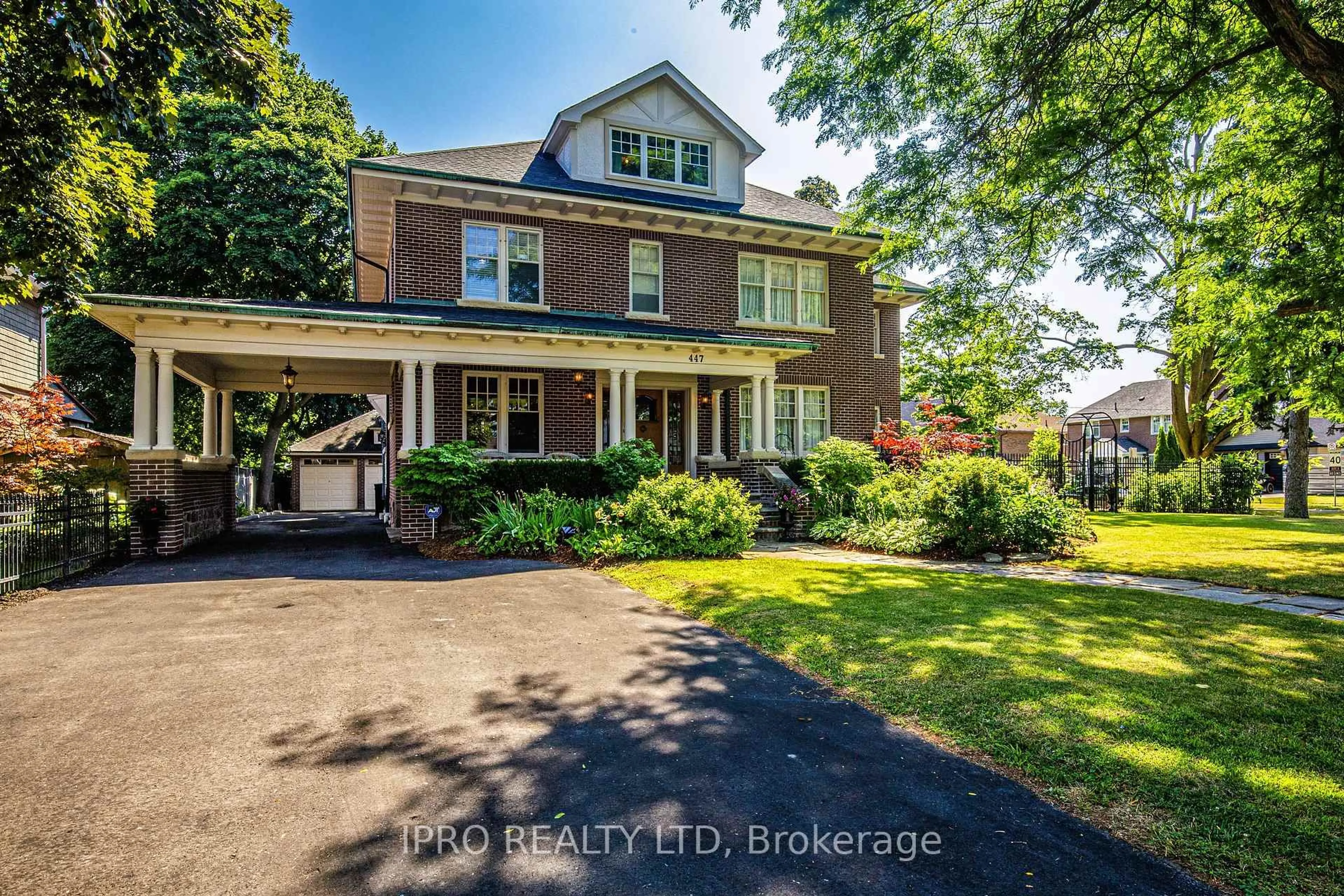 Home with brick exterior material, street for 447 Simcoe St, Oshawa Ontario L1G 4T8