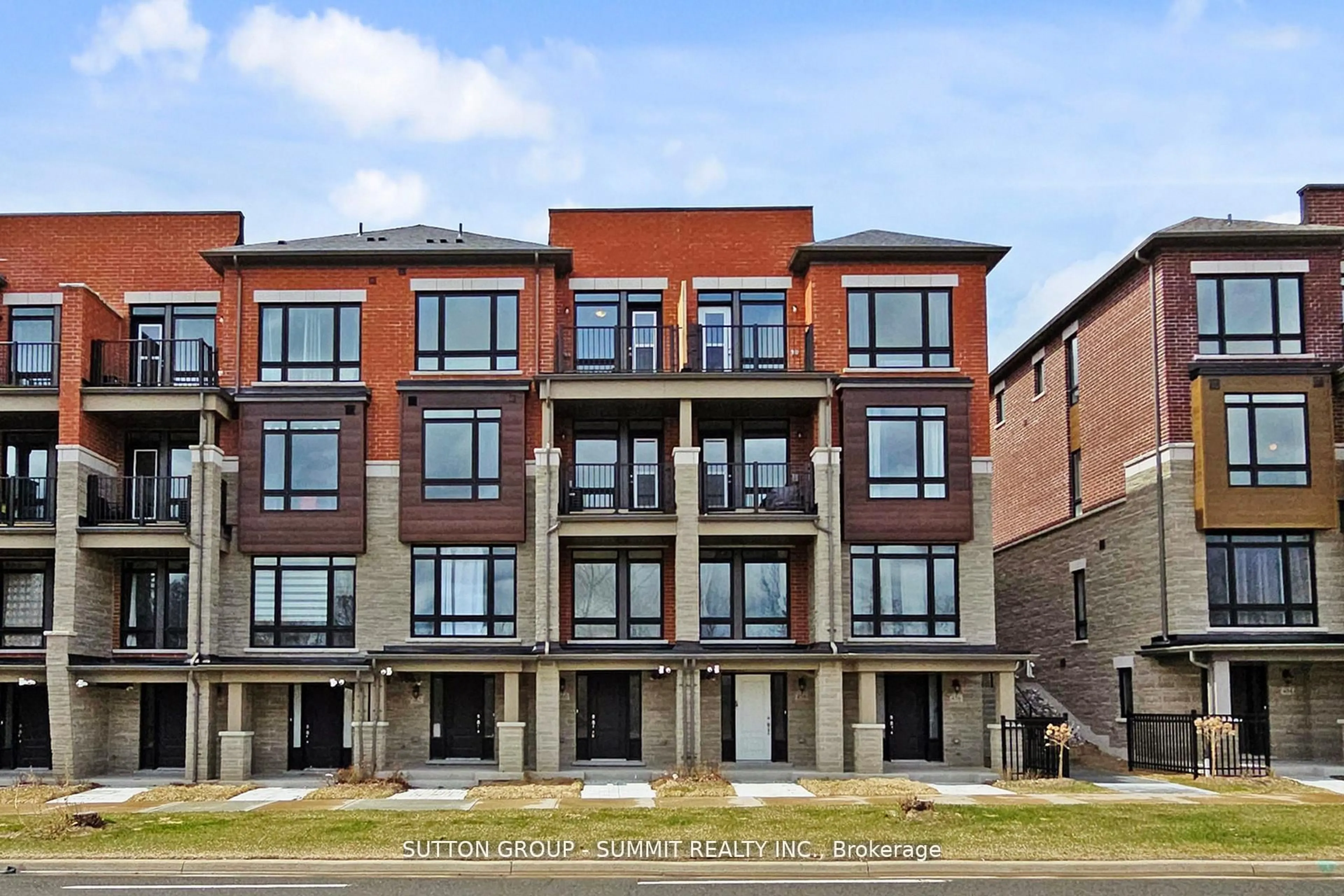 Home with brick exterior material, building for 460 SALEM Rd, Ajax Ontario L1S 0G9